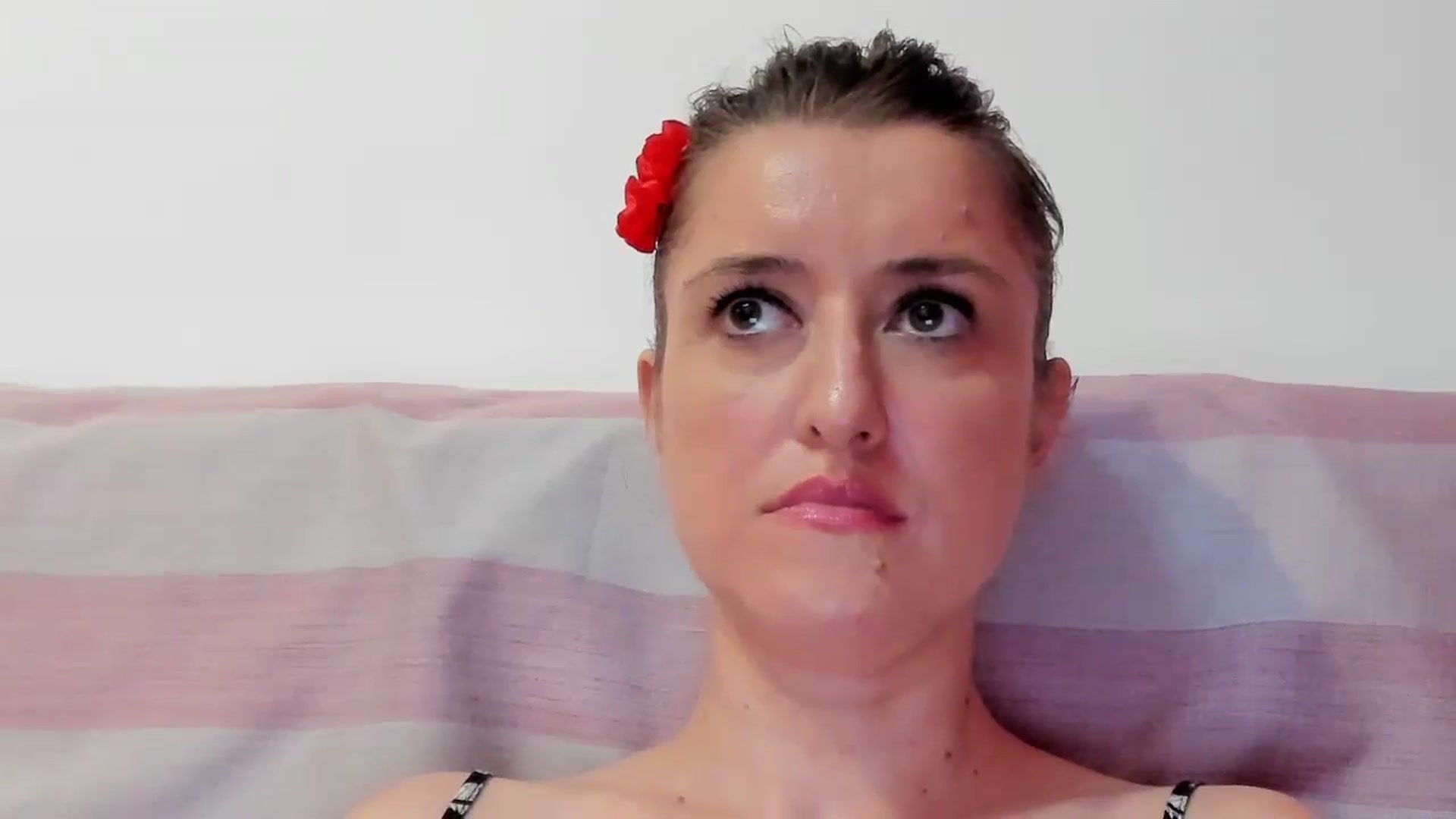 Gallery image thumbnail from BestDream's myfreecams stream on, 08/19/2024, 24:00 image 5 of 20