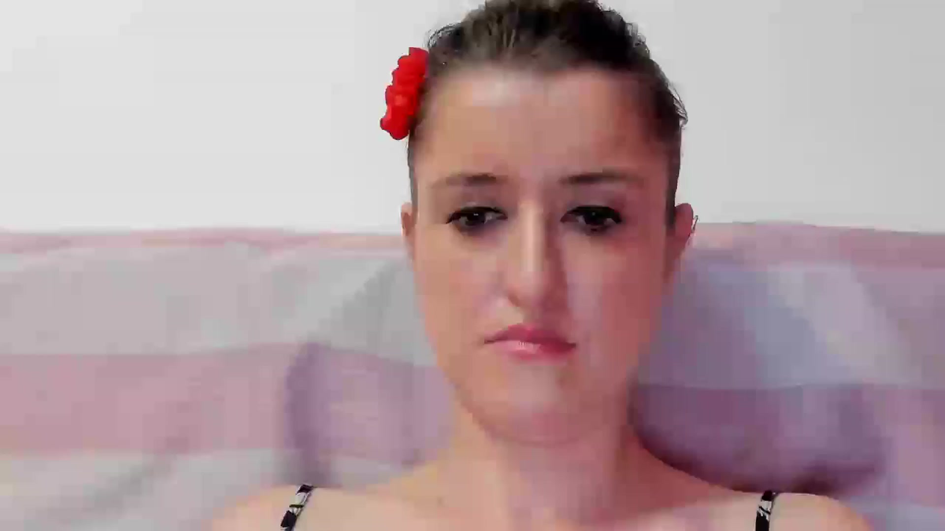 Gallery image thumbnail from BestDream's myfreecams stream on, 08/19/2024, 24:00 image 6 of 20