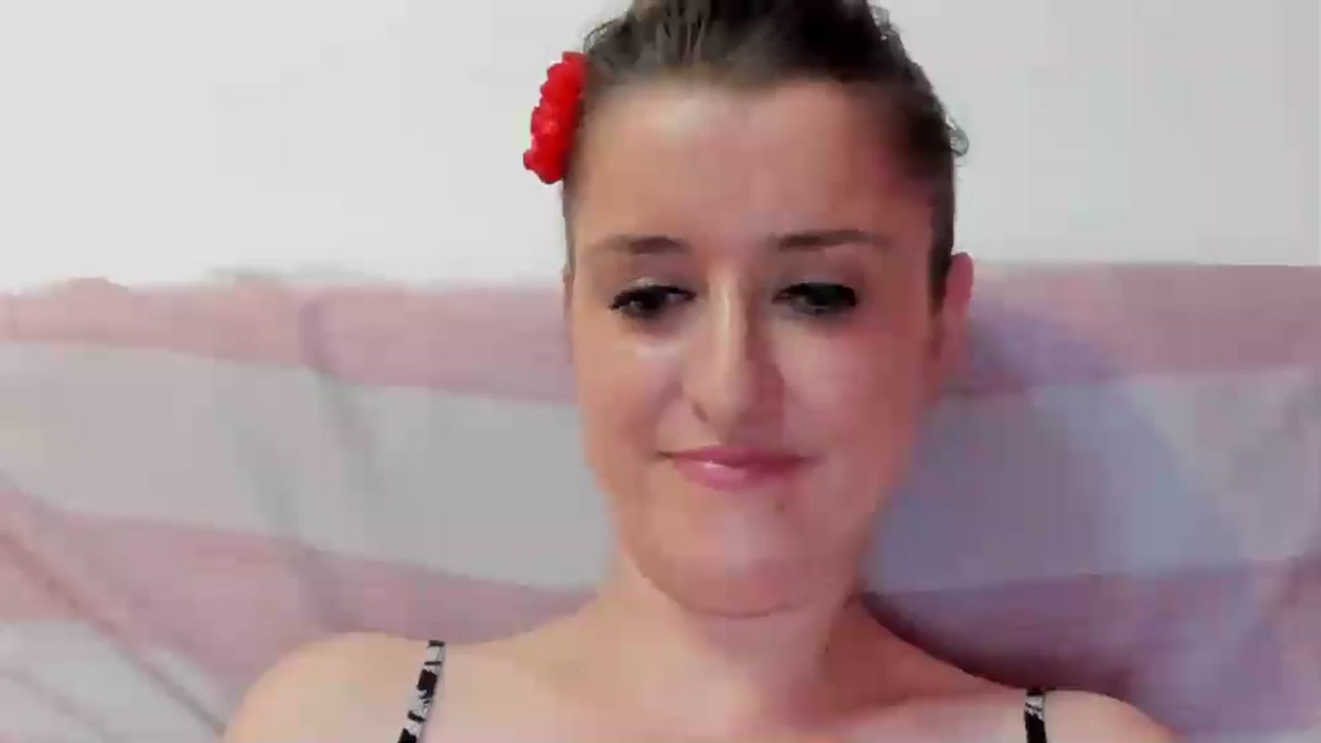 Gallery image thumbnail from BestDream's myfreecams stream on, 08/19/2024, 24:29 image 16 of 20