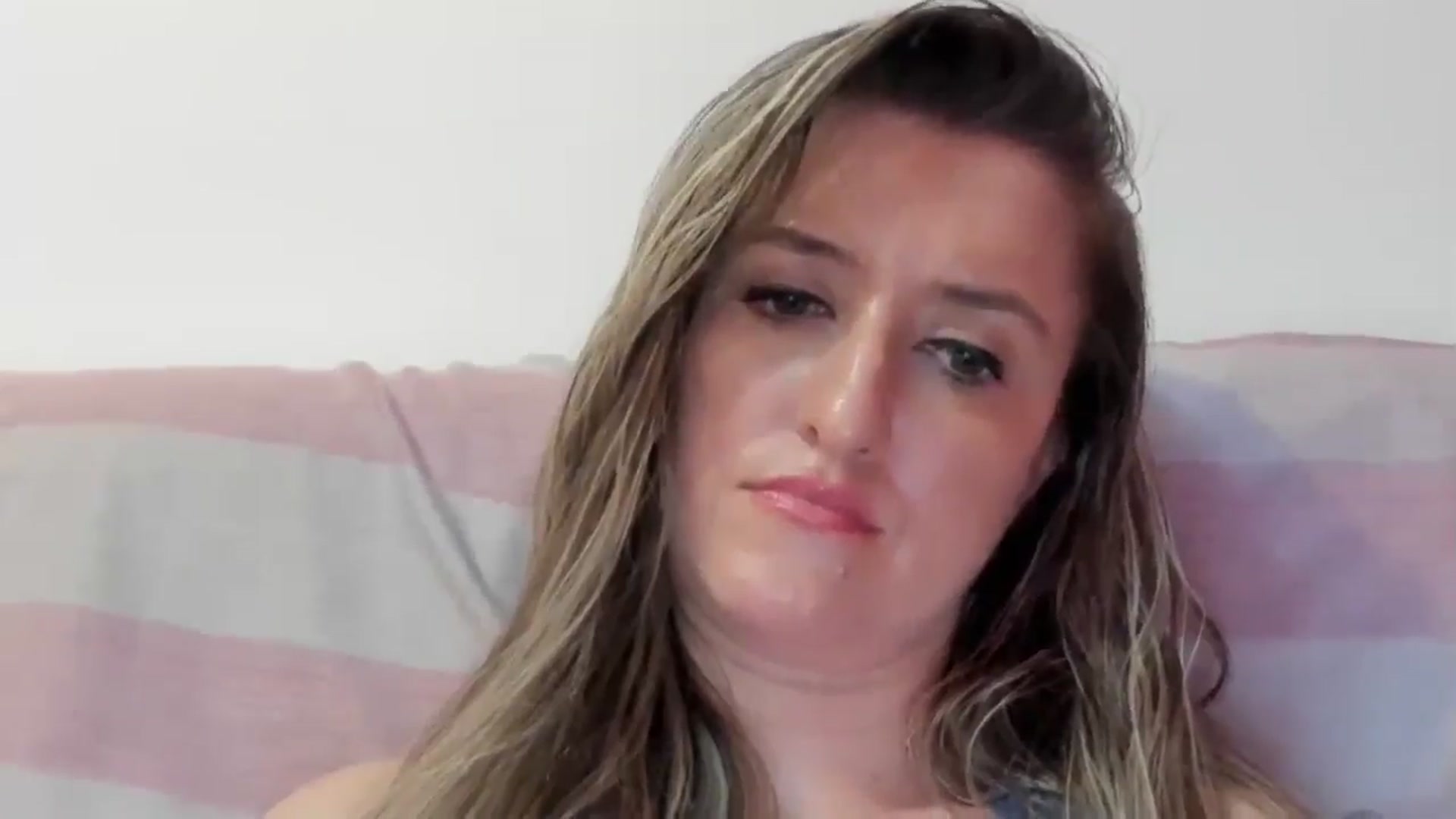 Gallery image thumbnail from BestDream's myfreecams stream on, 08/20/2024, 01:15 image 6 of 20