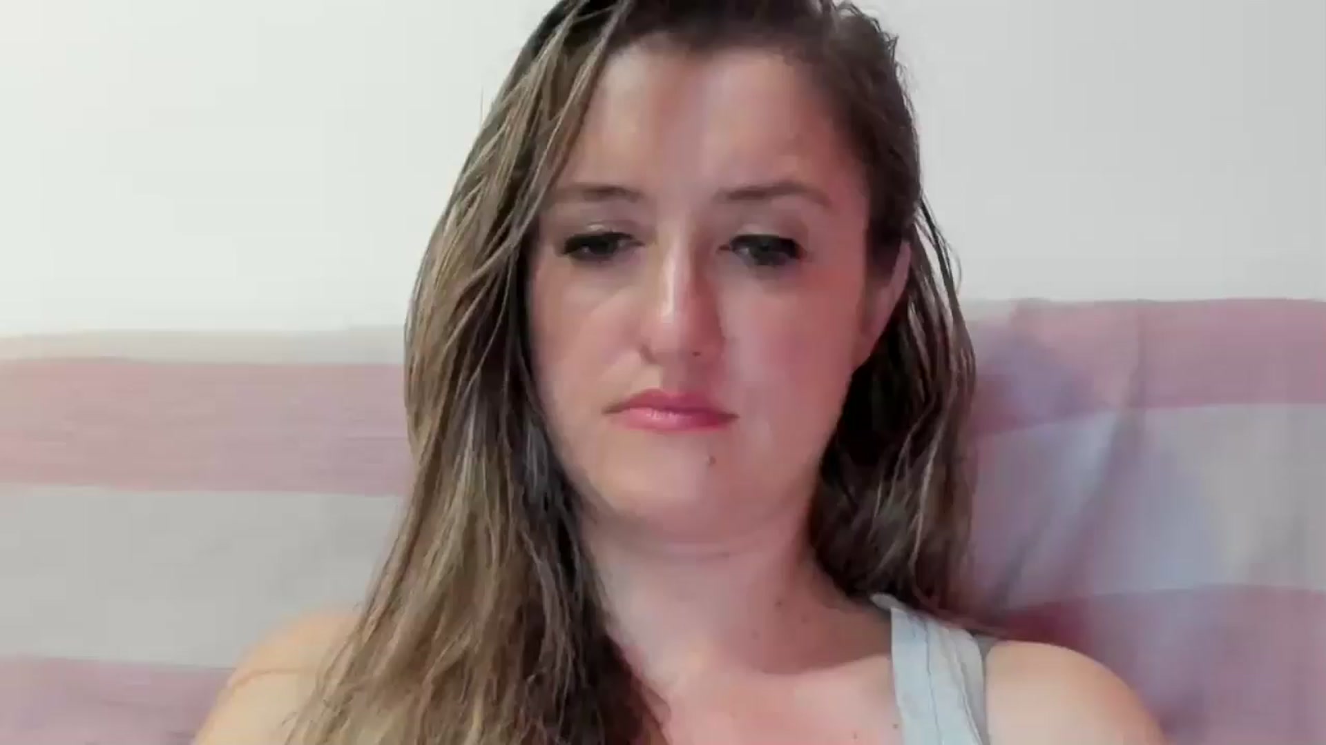 Gallery image thumbnail from BestDream's myfreecams stream on, 08/20/2024, 23:47 image 11 of 20
