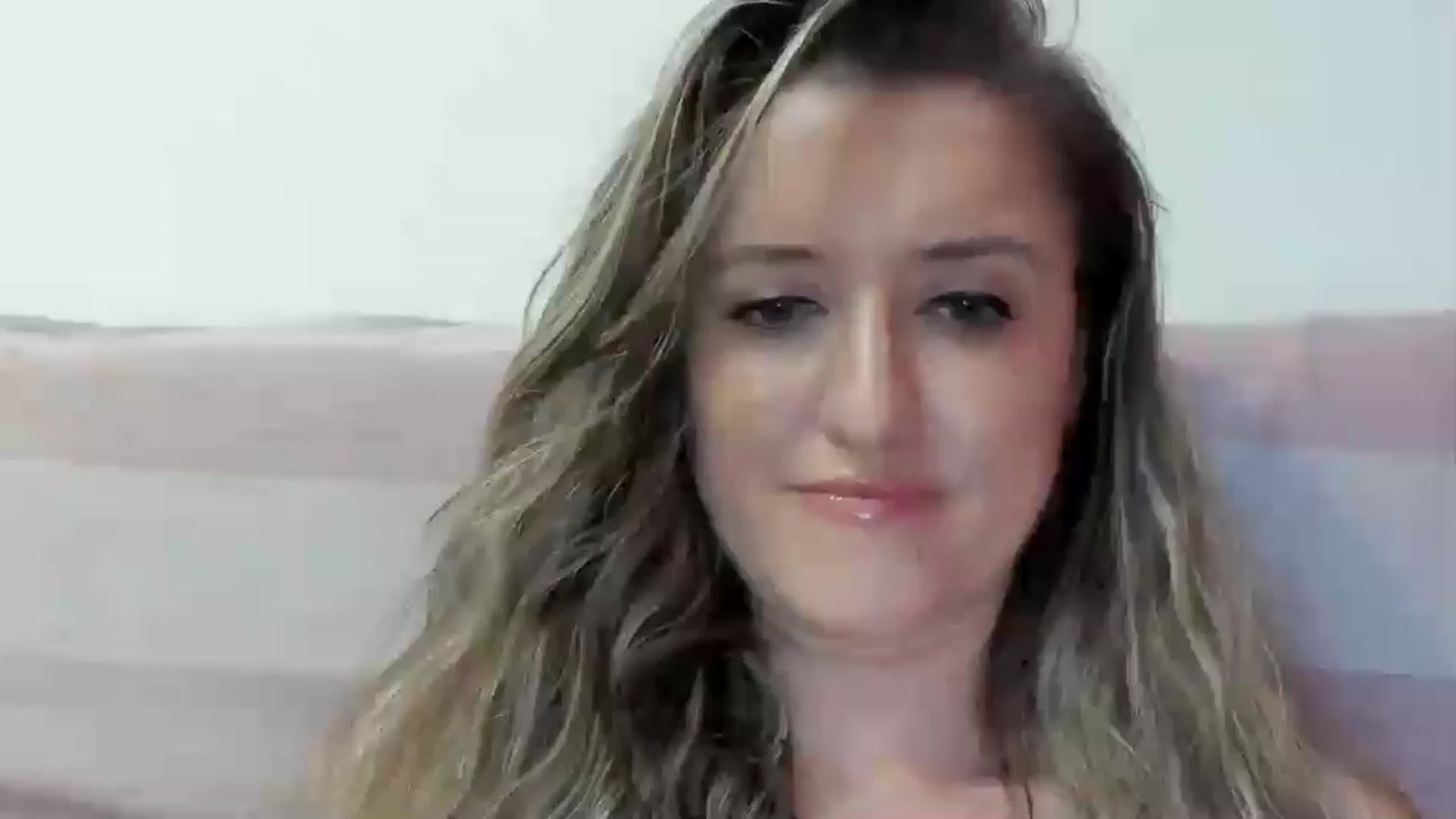 Gallery image thumbnail from BestDream's myfreecams stream on, 08/21/2024, 22:32 image 16 of 20