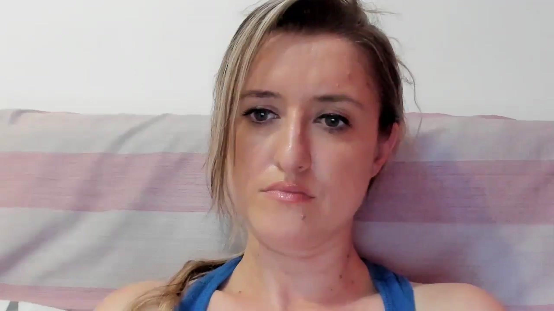 Gallery image thumbnail from BestDream's myfreecams stream on, 08/22/2024, 24:00 image 9 of 20