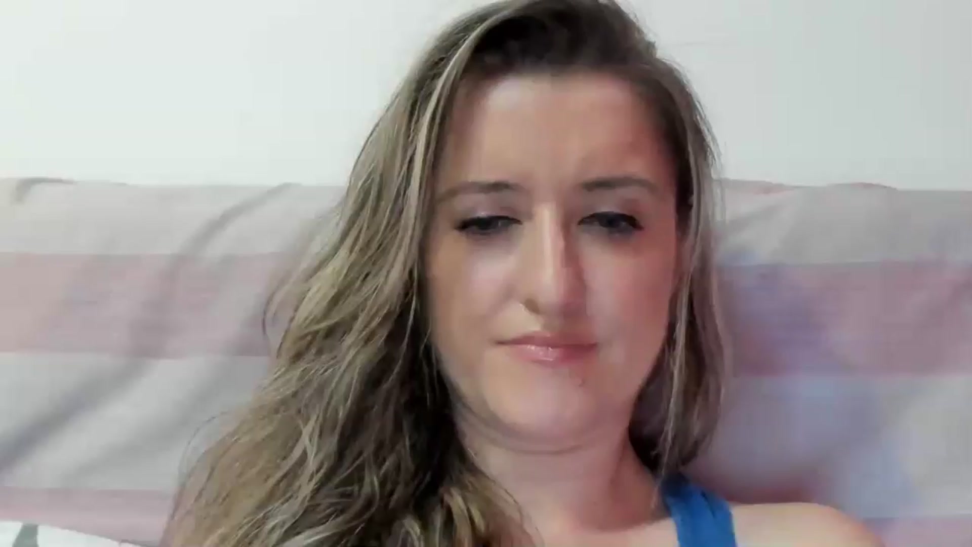 Gallery image thumbnail from BestDream's myfreecams stream on, 08/22/2024, 24:26 image 12 of 20