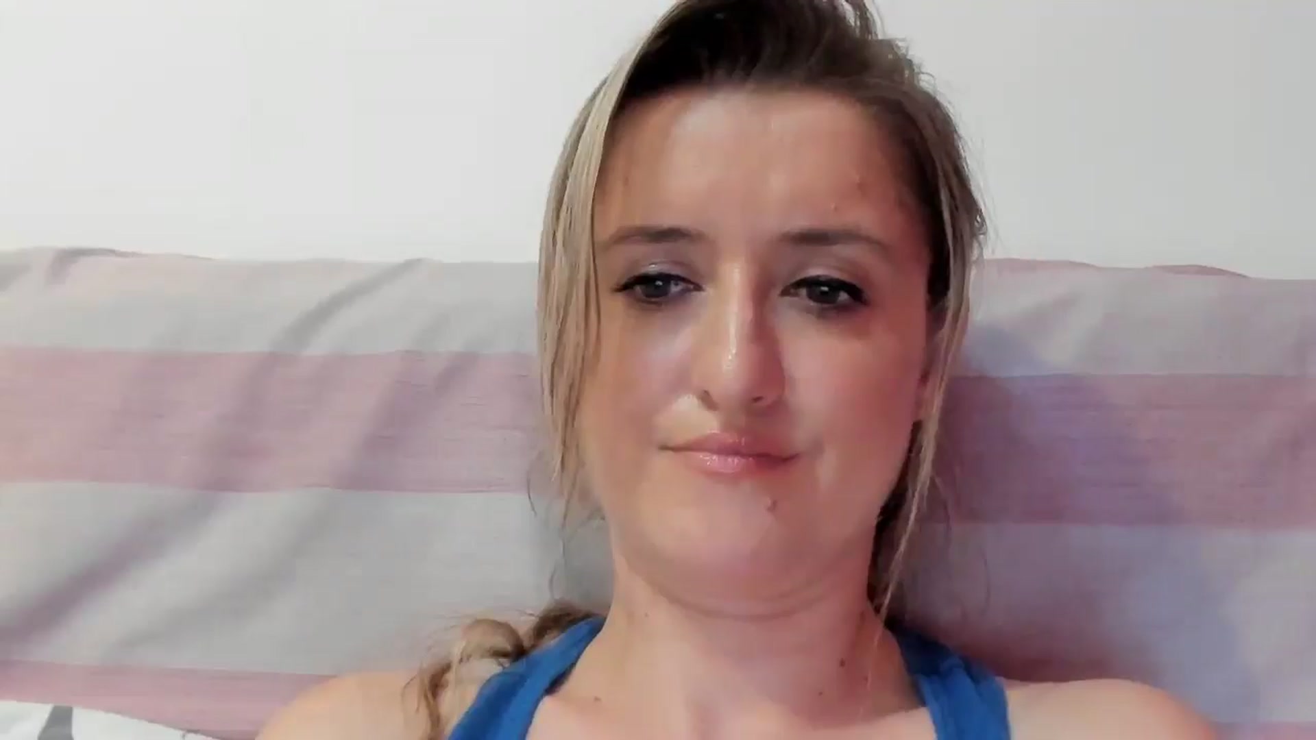 Gallery image thumbnail from BestDream's myfreecams stream on, 08/22/2024, 24:26 image 3 of 20