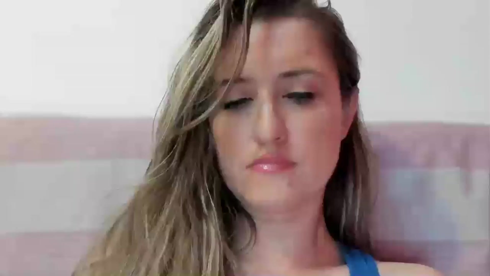 Gallery image thumbnail from BestDream's myfreecams stream on, 08/22/2024, 08:01 image 3 of 20