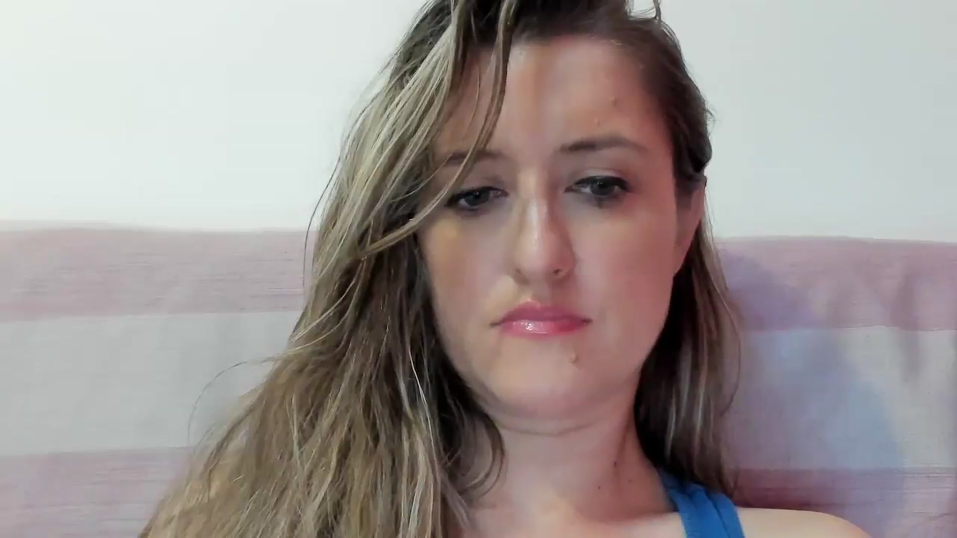 Gallery image thumbnail from BestDream's myfreecams stream on, 08/22/2024, 08:01 image 2 of 20