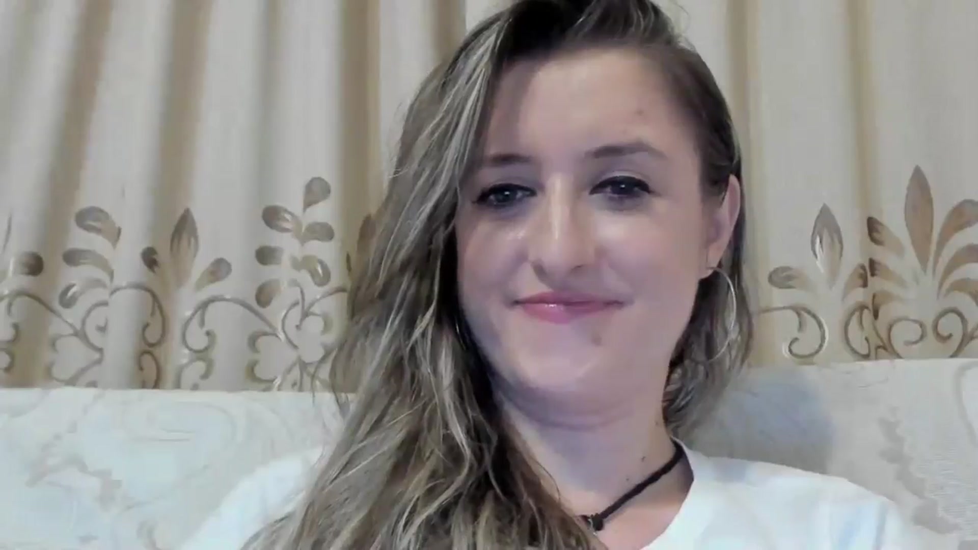 Gallery image thumbnail from BestDream's myfreecams stream on, 08/22/2024, 22:57 image 17 of 20