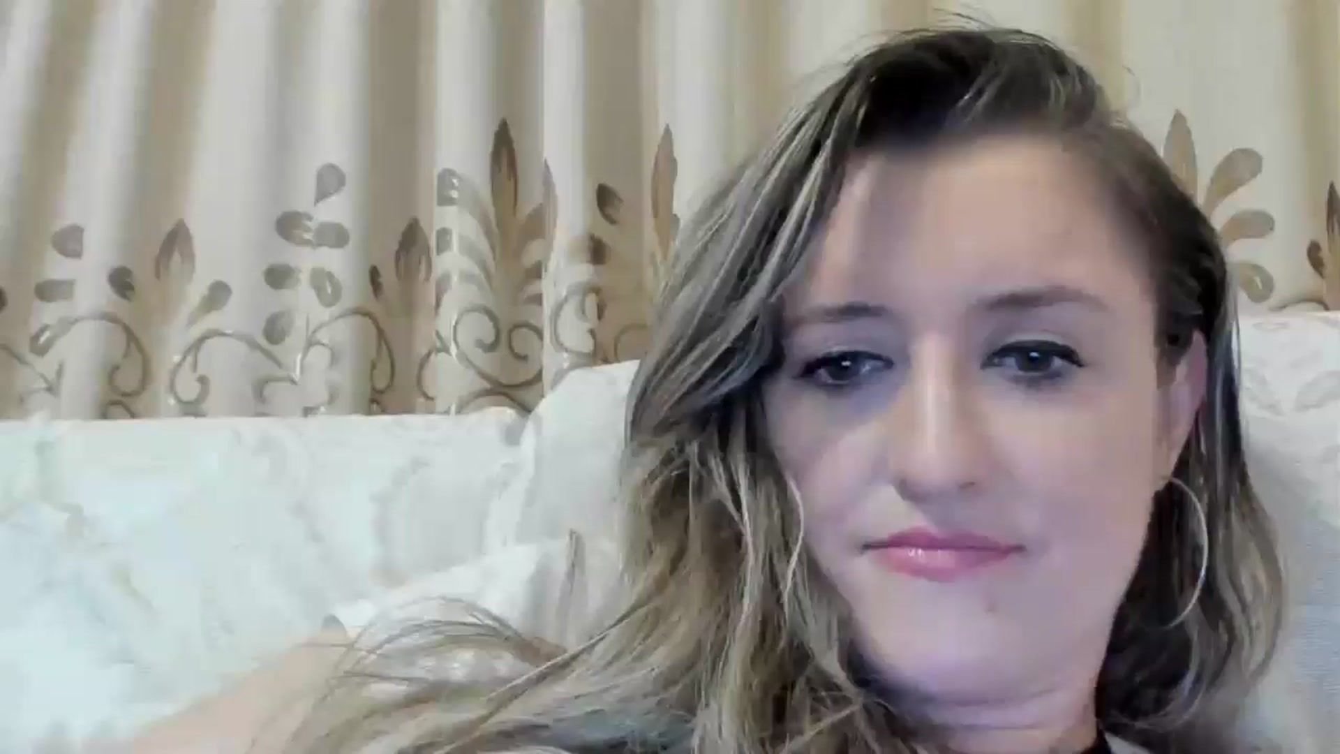 Gallery image thumbnail from BestDream's myfreecams stream on, 08/22/2024, 23:15 image 11 of 20