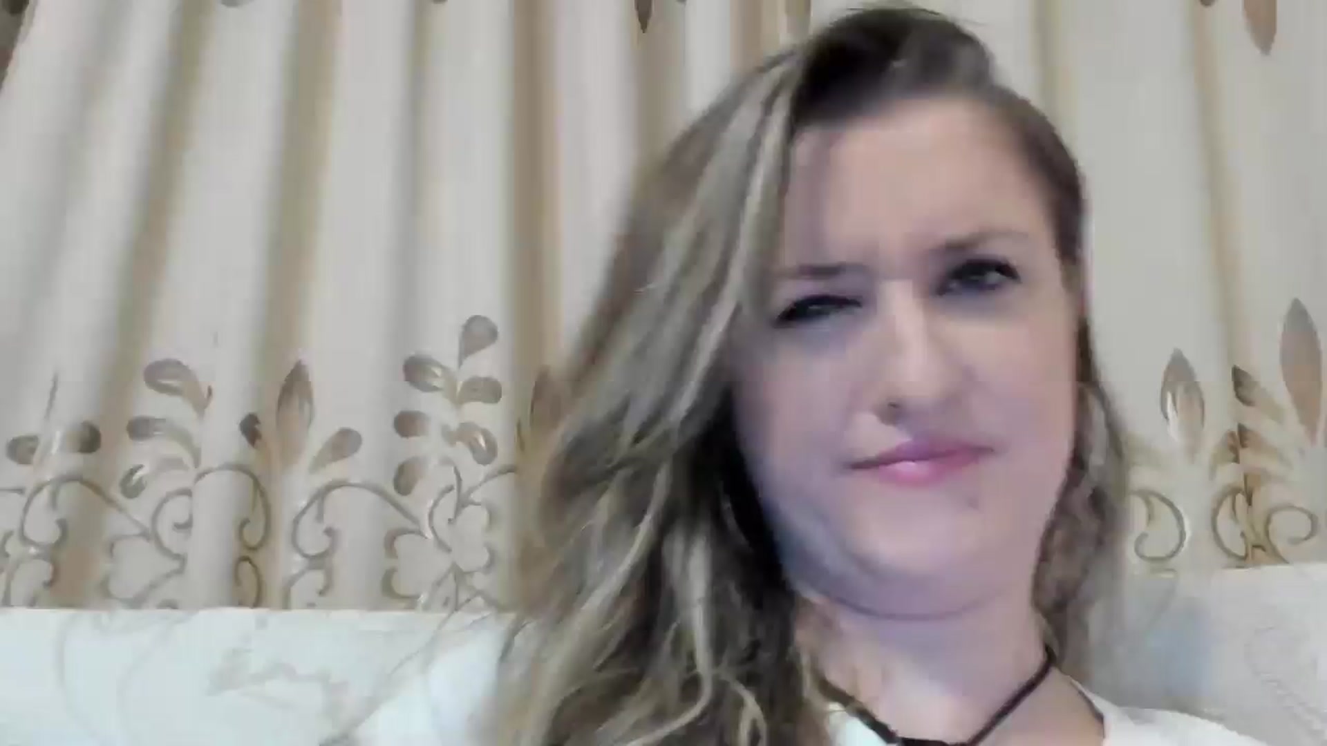 Gallery image thumbnail from BestDream's myfreecams stream on, 08/22/2024, 23:15 image 1 of 20