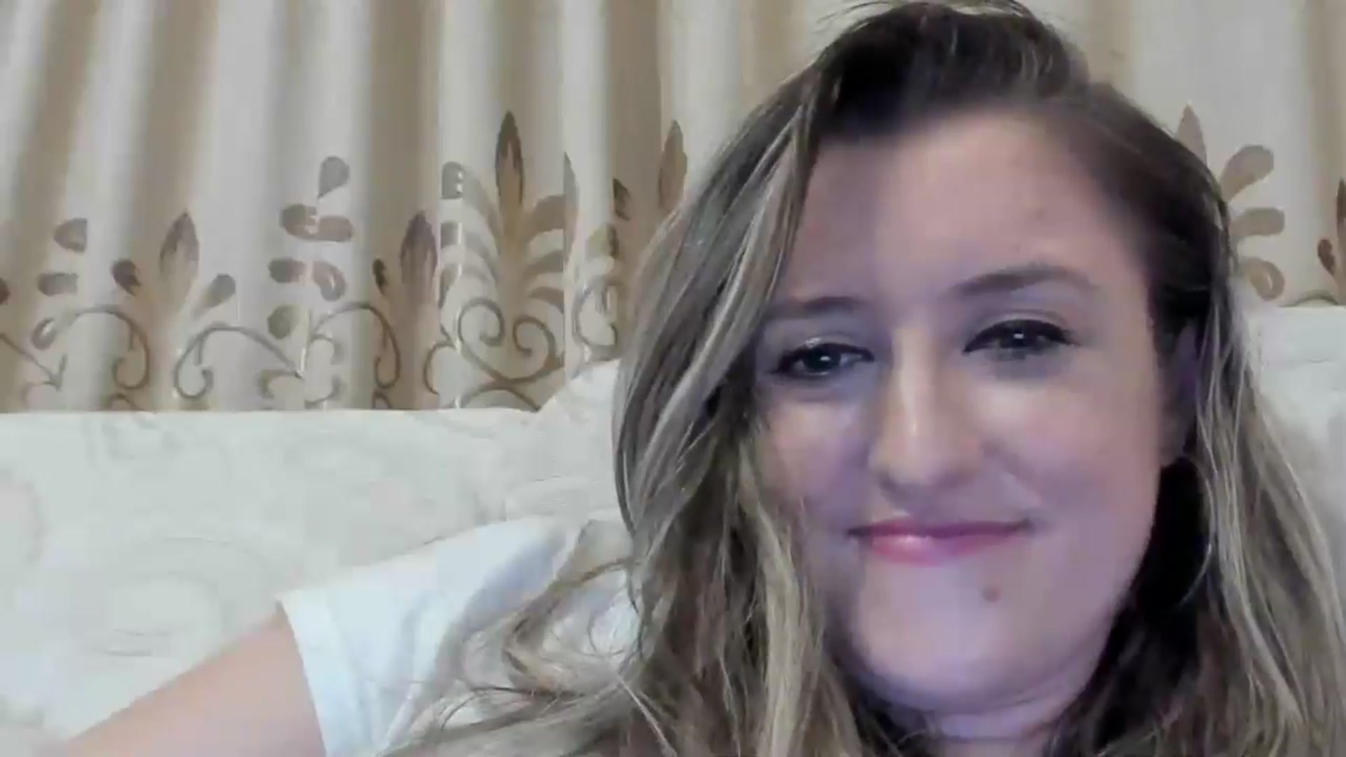 Gallery image thumbnail from BestDream's myfreecams stream on, 08/23/2024, 24:12 image 16 of 20