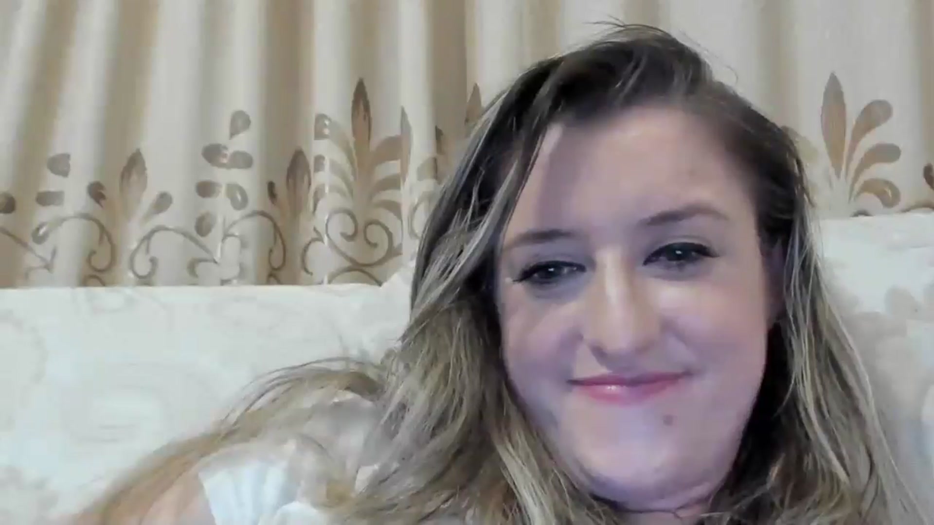 Gallery image thumbnail from BestDream's myfreecams stream on, 08/23/2024, 24:12 image 13 of 20