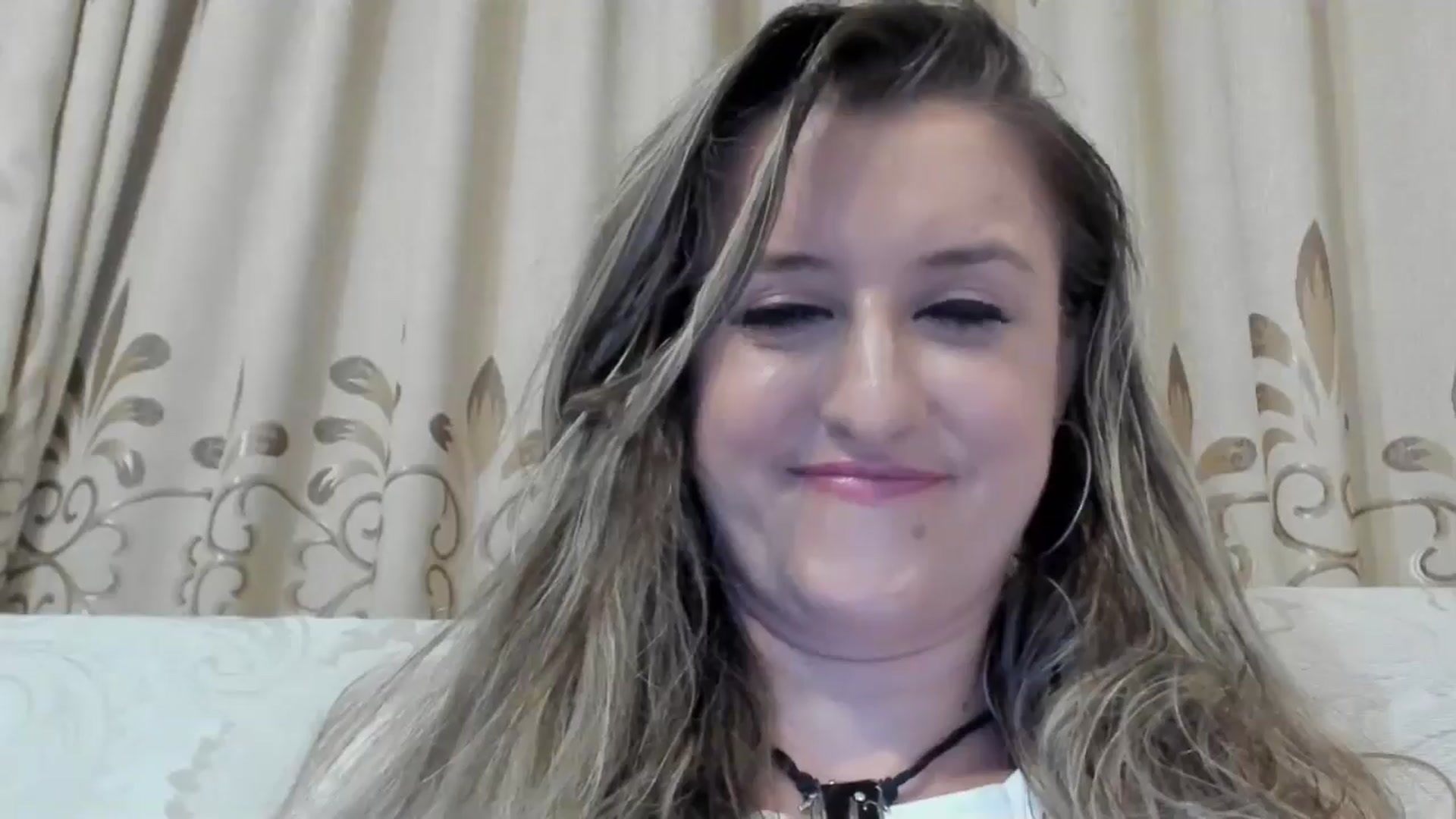 Gallery image thumbnail from BestDream's myfreecams stream on, 08/23/2024, 24:12 image 7 of 20