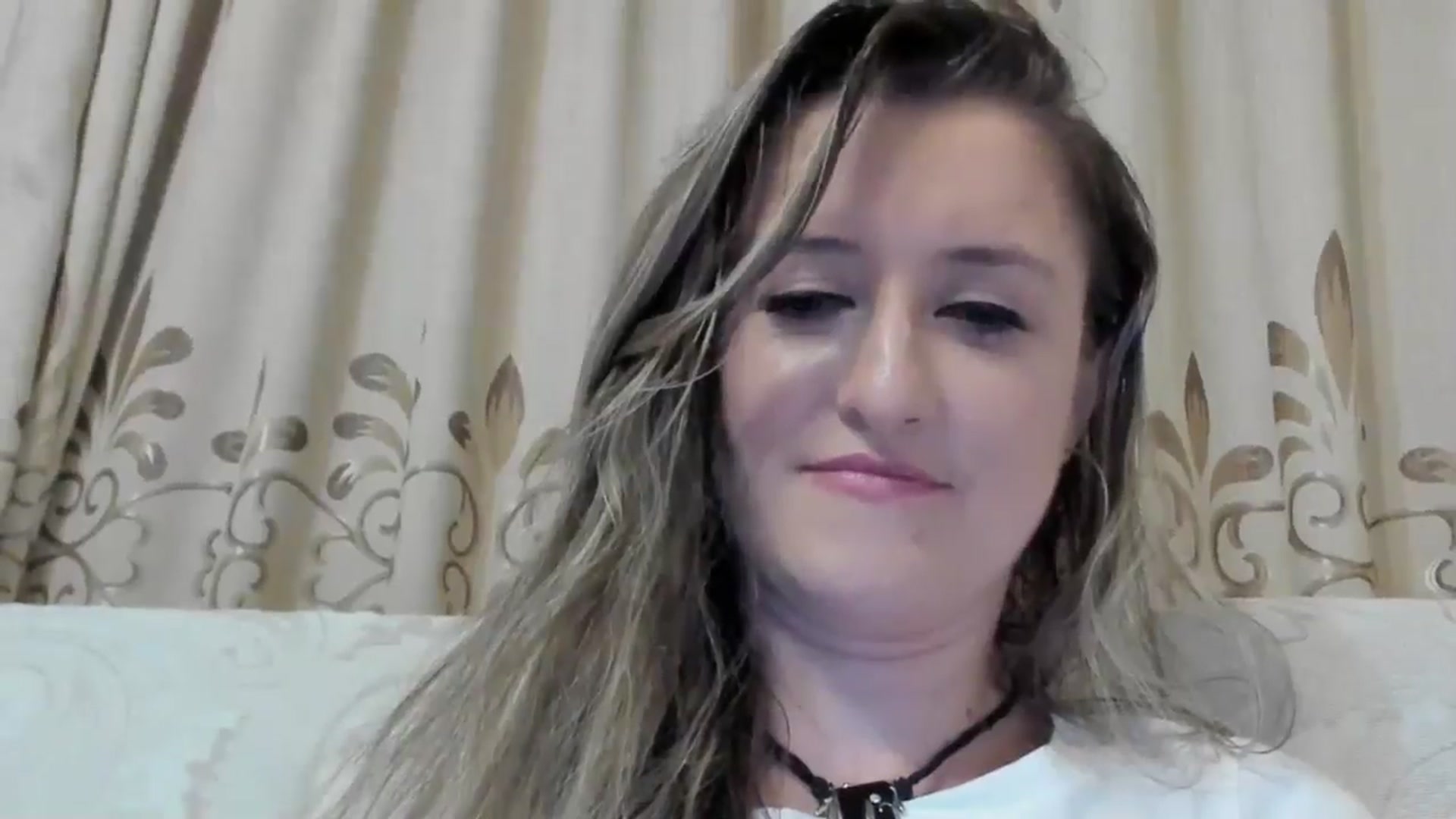Gallery image thumbnail from BestDream's myfreecams stream on, 08/23/2024, 24:12 image 6 of 20