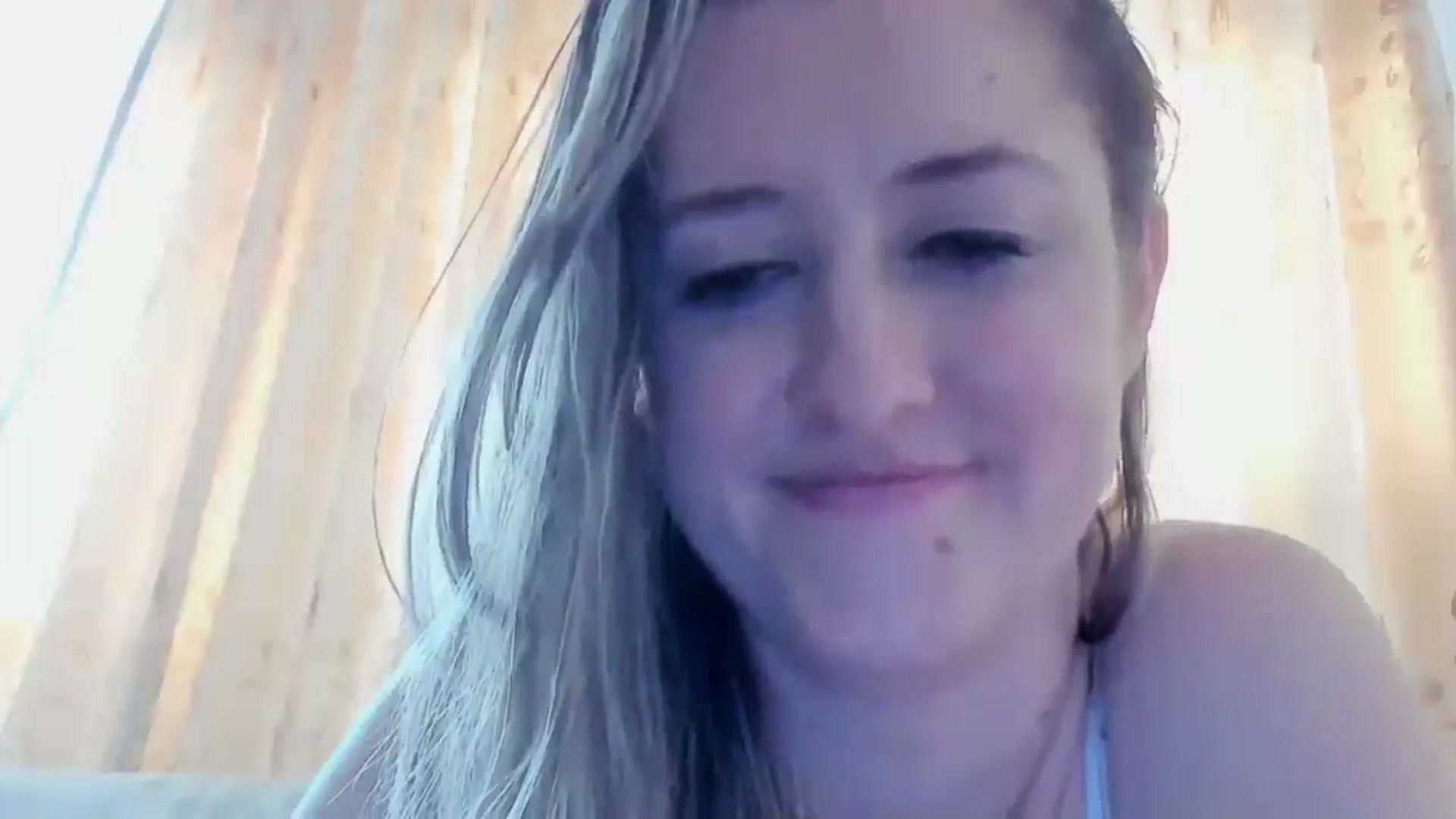 Gallery image thumbnail from BestDream's myfreecams stream on, 08/23/2024, 15:28 image 19 of 20