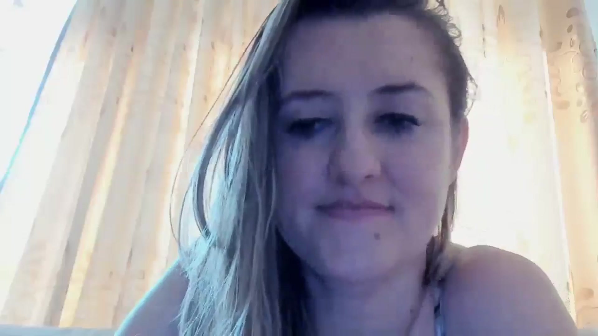 Gallery image thumbnail from BestDream's myfreecams stream on, 08/23/2024, 15:28 image 12 of 20