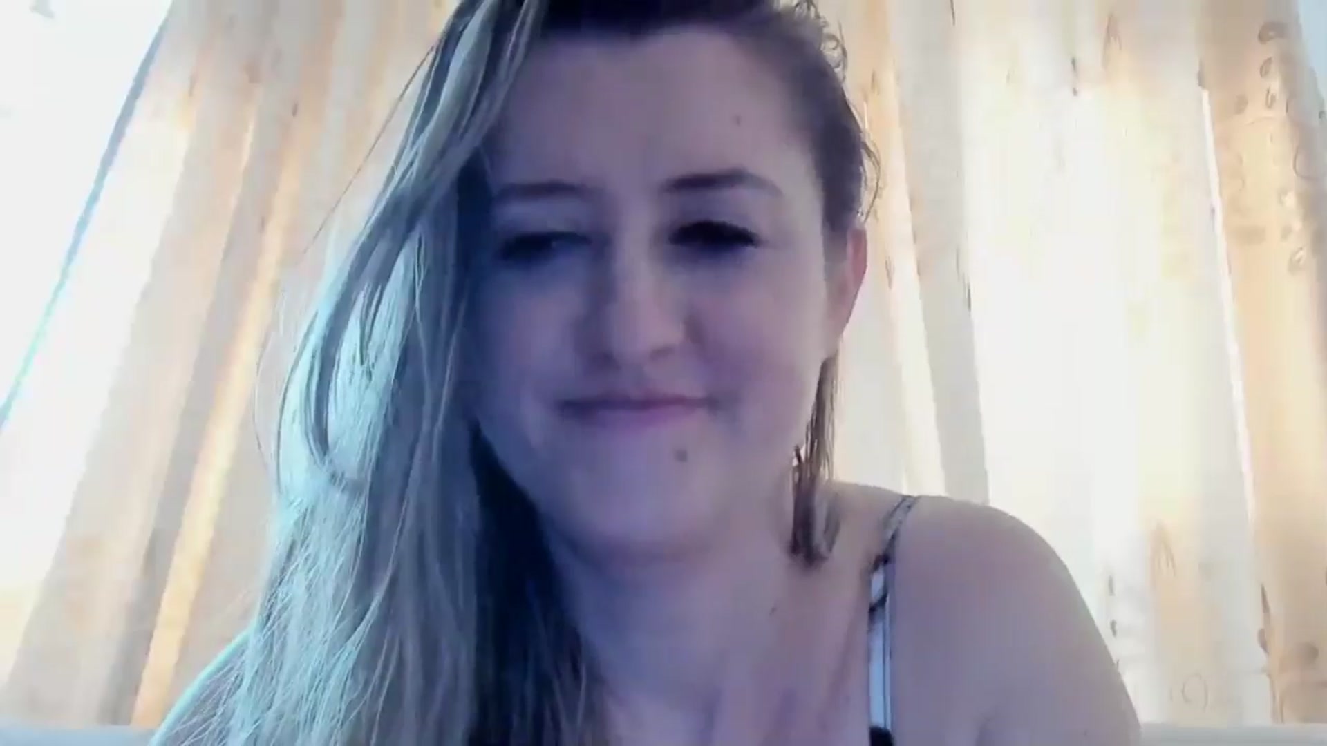 Gallery image thumbnail from BestDream's myfreecams stream on, 08/23/2024, 15:28 image 17 of 20