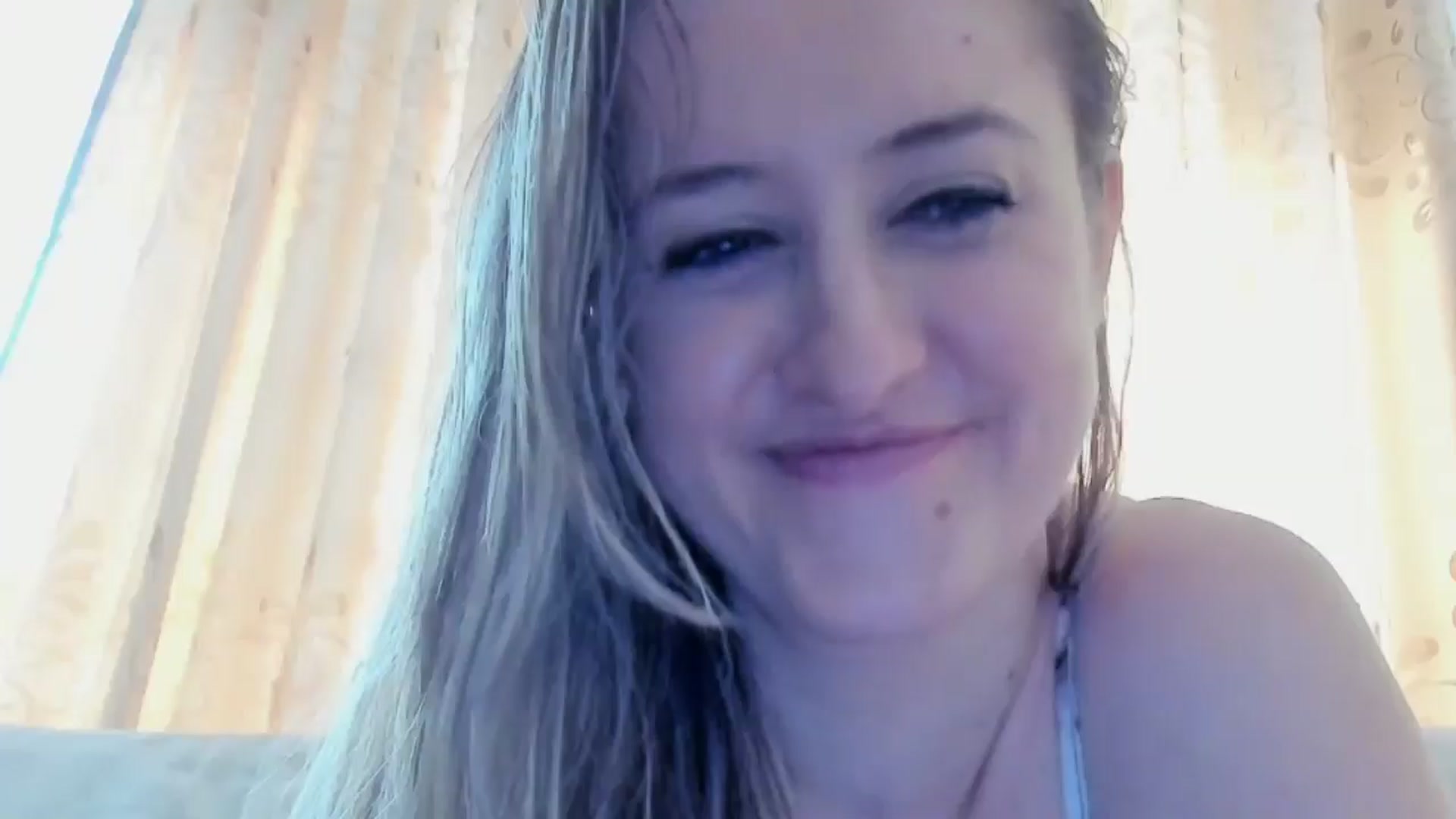 Gallery image thumbnail from BestDream's myfreecams stream on, 08/23/2024, 15:28 image 1 of 20