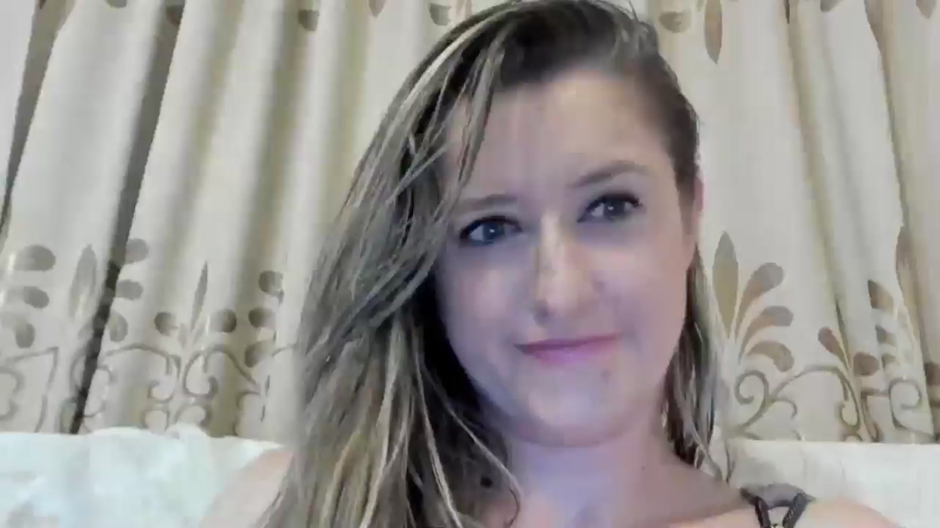 Gallery image thumbnail from BestDream's myfreecams stream on, 08/23/2024, 23:11 image 19 of 20