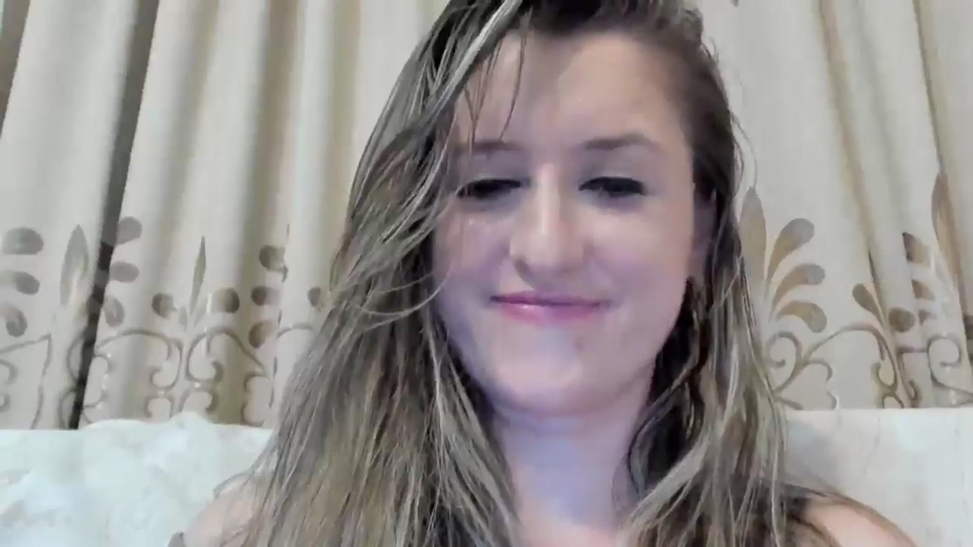 Gallery image thumbnail from BestDream's myfreecams stream on, 08/23/2024, 23:11 image 12 of 20
