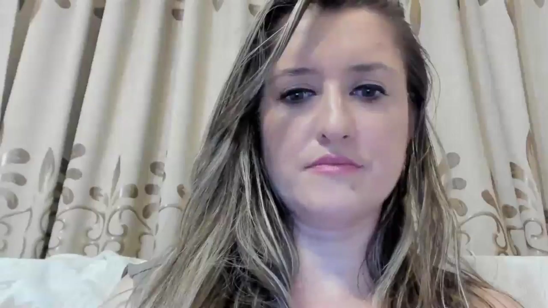 Gallery image thumbnail from BestDream's myfreecams stream on, 08/23/2024, 23:11 image 7 of 20