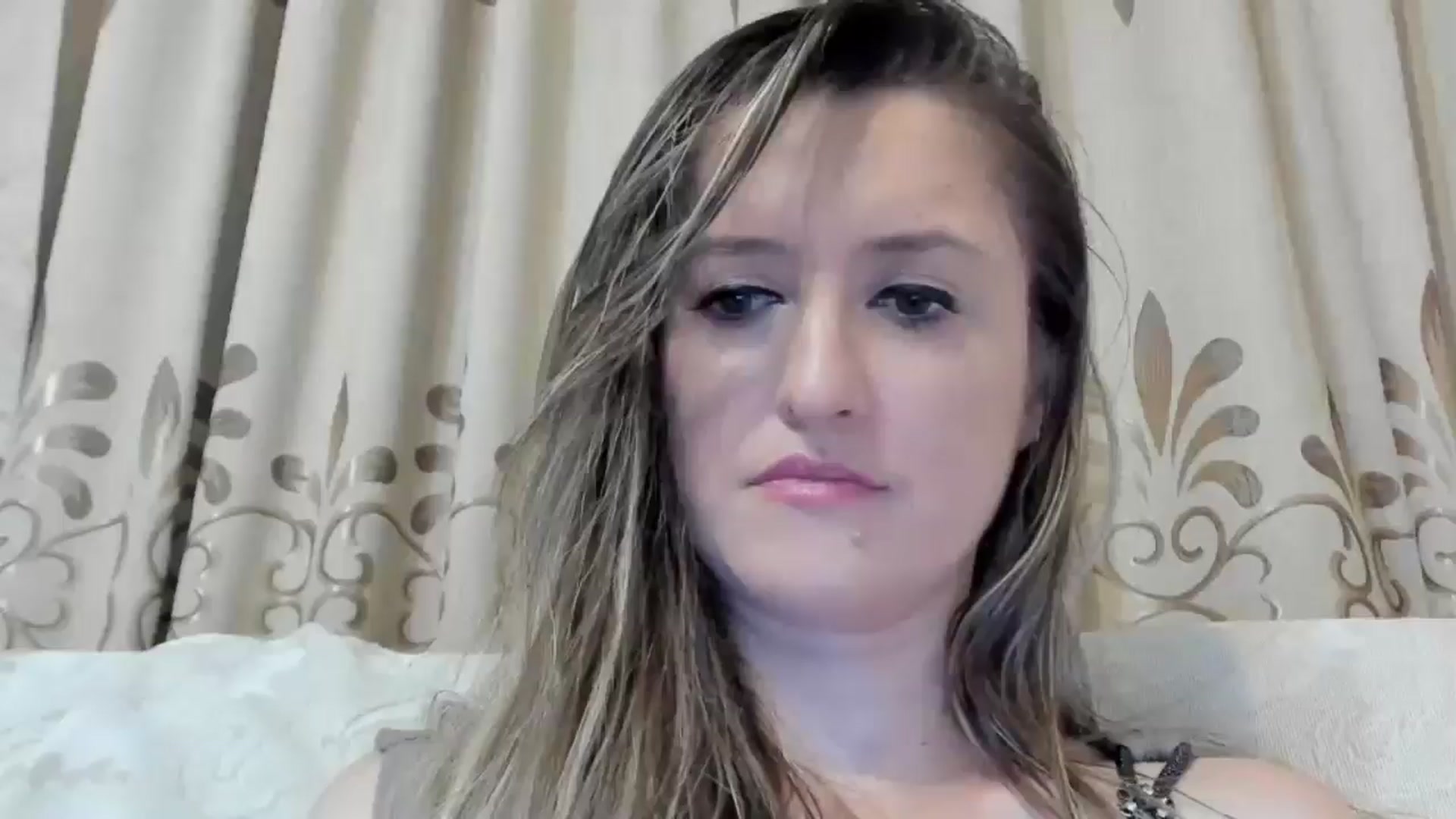 Gallery image thumbnail from BestDream's myfreecams stream on, 08/23/2024, 23:11 image 2 of 20