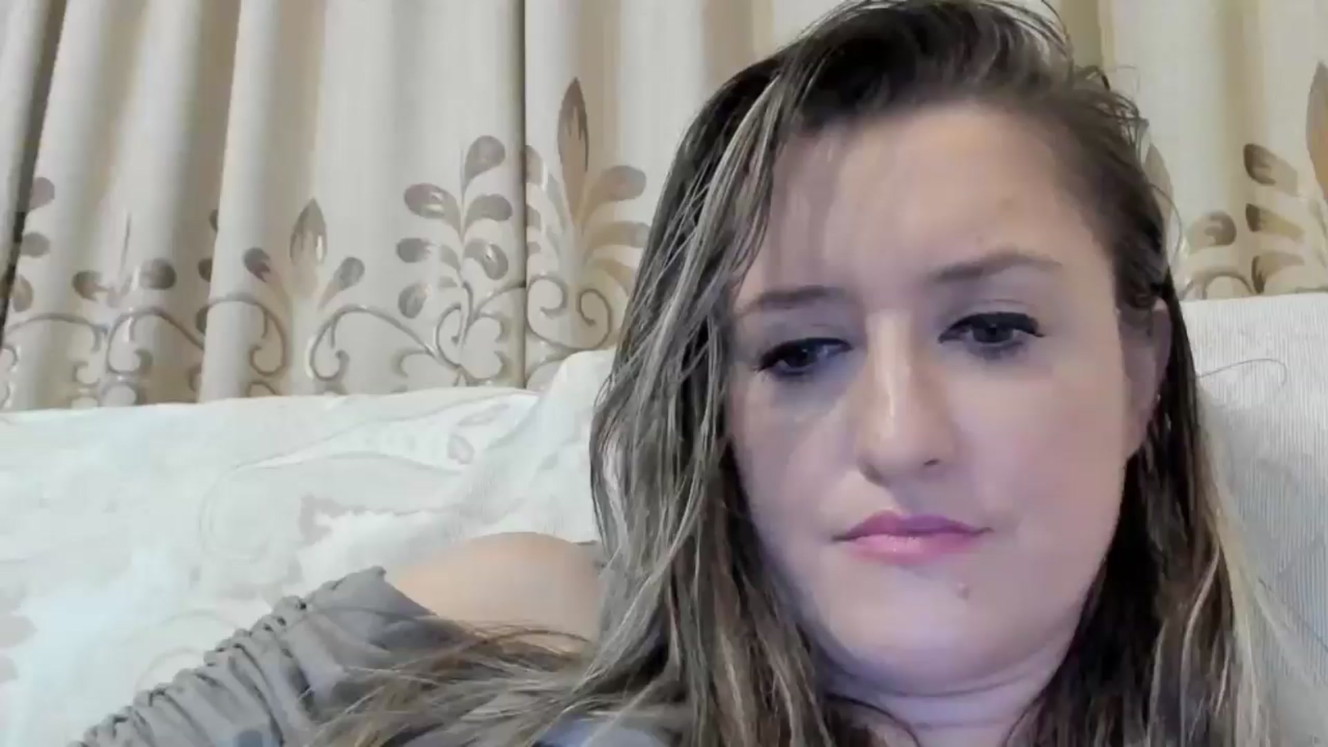 Gallery image thumbnail from BestDream's myfreecams stream on, 08/24/2024, 24:04 image 10 of 20
