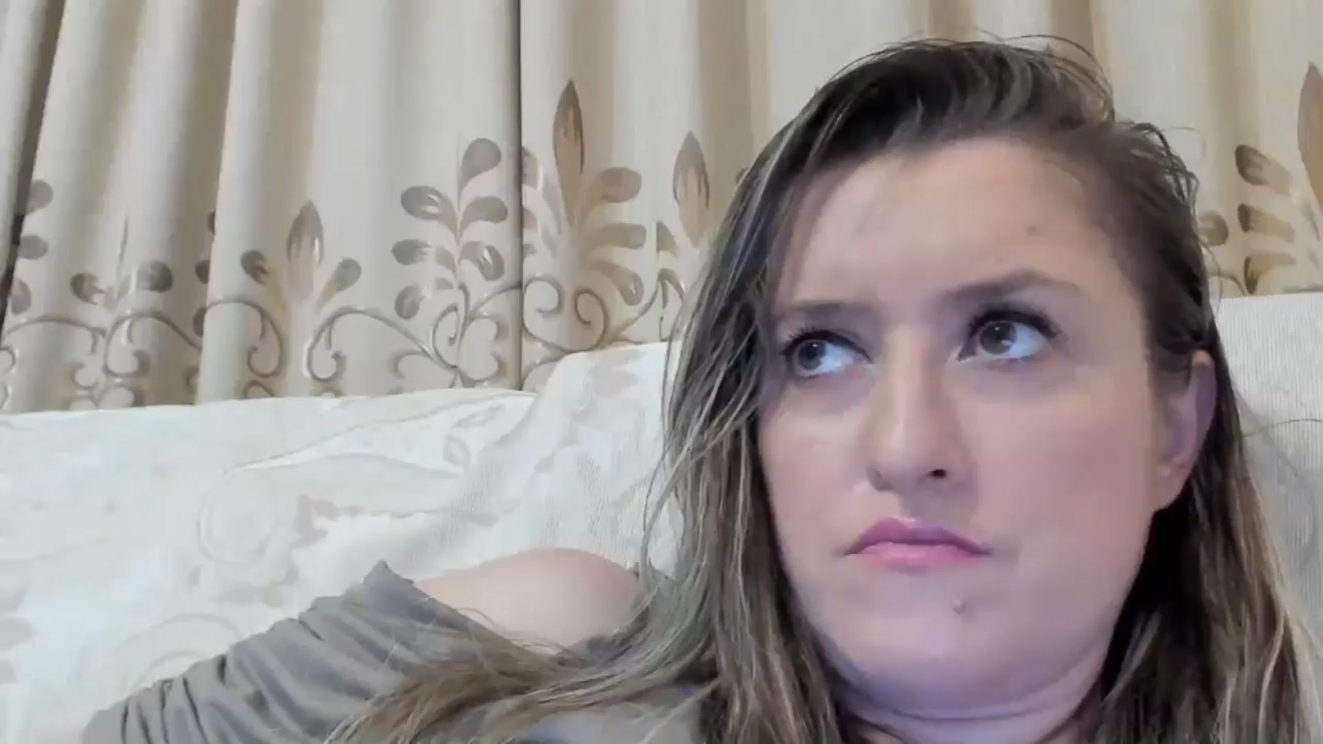 Gallery image thumbnail from BestDream's myfreecams stream on, 08/24/2024, 24:04 image 14 of 20