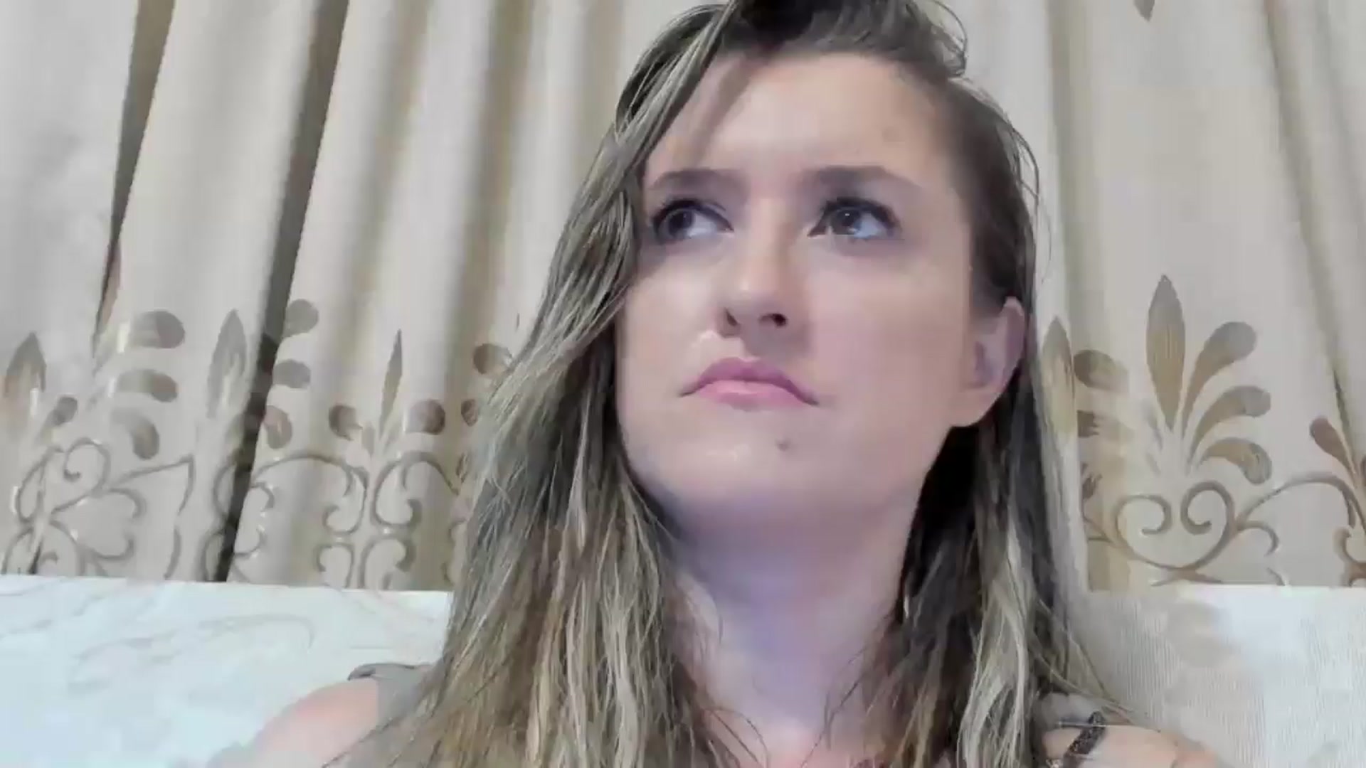 Gallery image thumbnail from BestDream's myfreecams stream on, 08/24/2024, 24:53 image 15 of 20