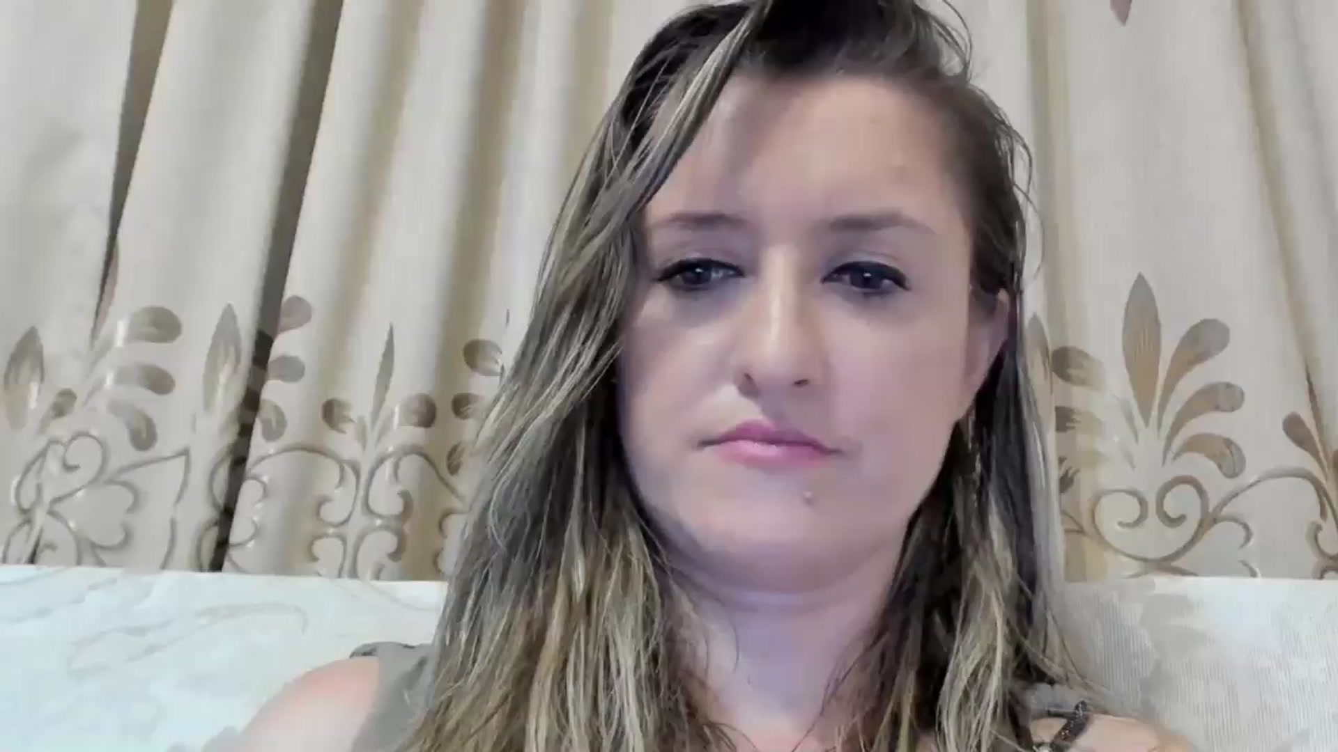Gallery image thumbnail from BestDream's myfreecams stream on, 08/24/2024, 24:53 image 14 of 20