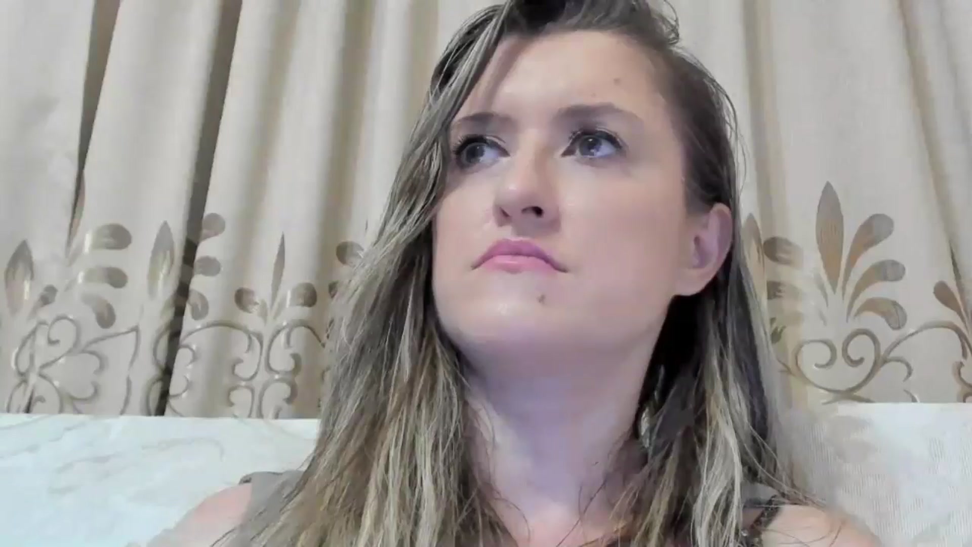 Gallery image thumbnail from BestDream's myfreecams stream on, 08/24/2024, 24:53 image 17 of 20