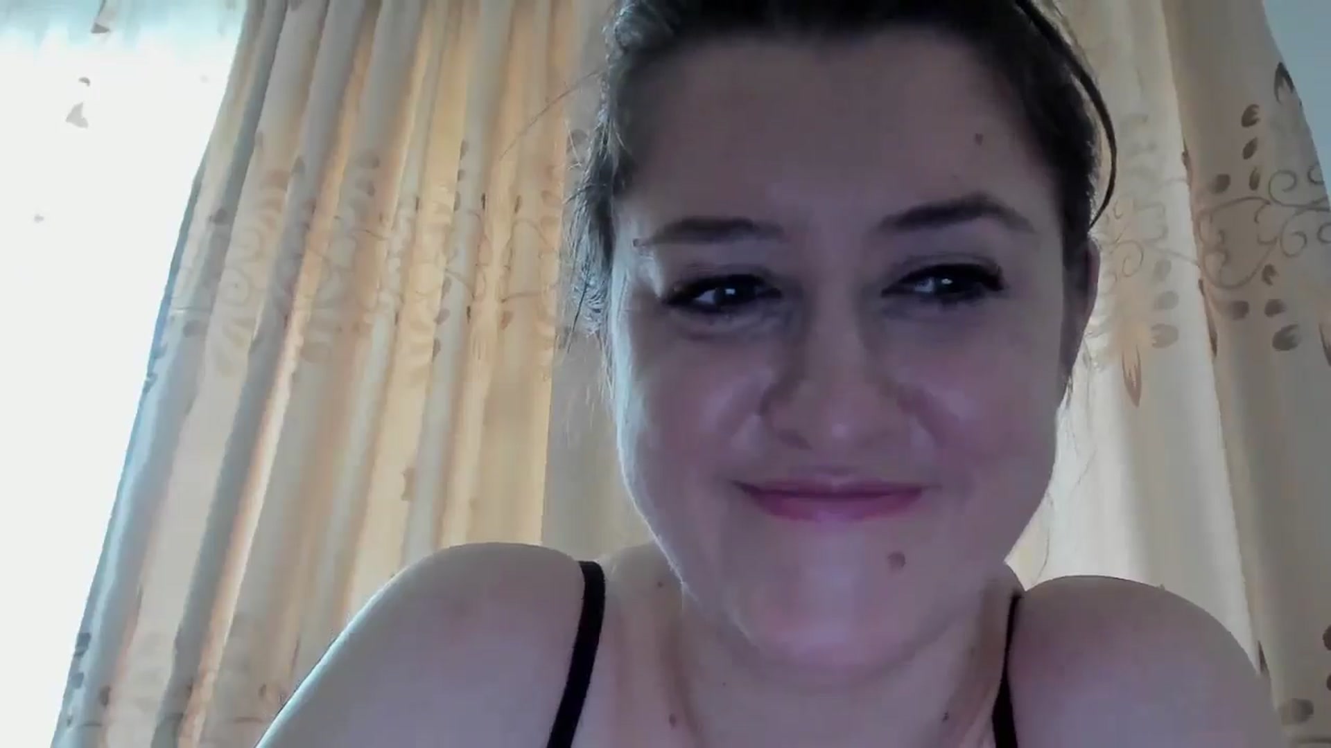 Gallery image thumbnail from BestDream's myfreecams stream on, 08/24/2024, 11:22 image 16 of 20
