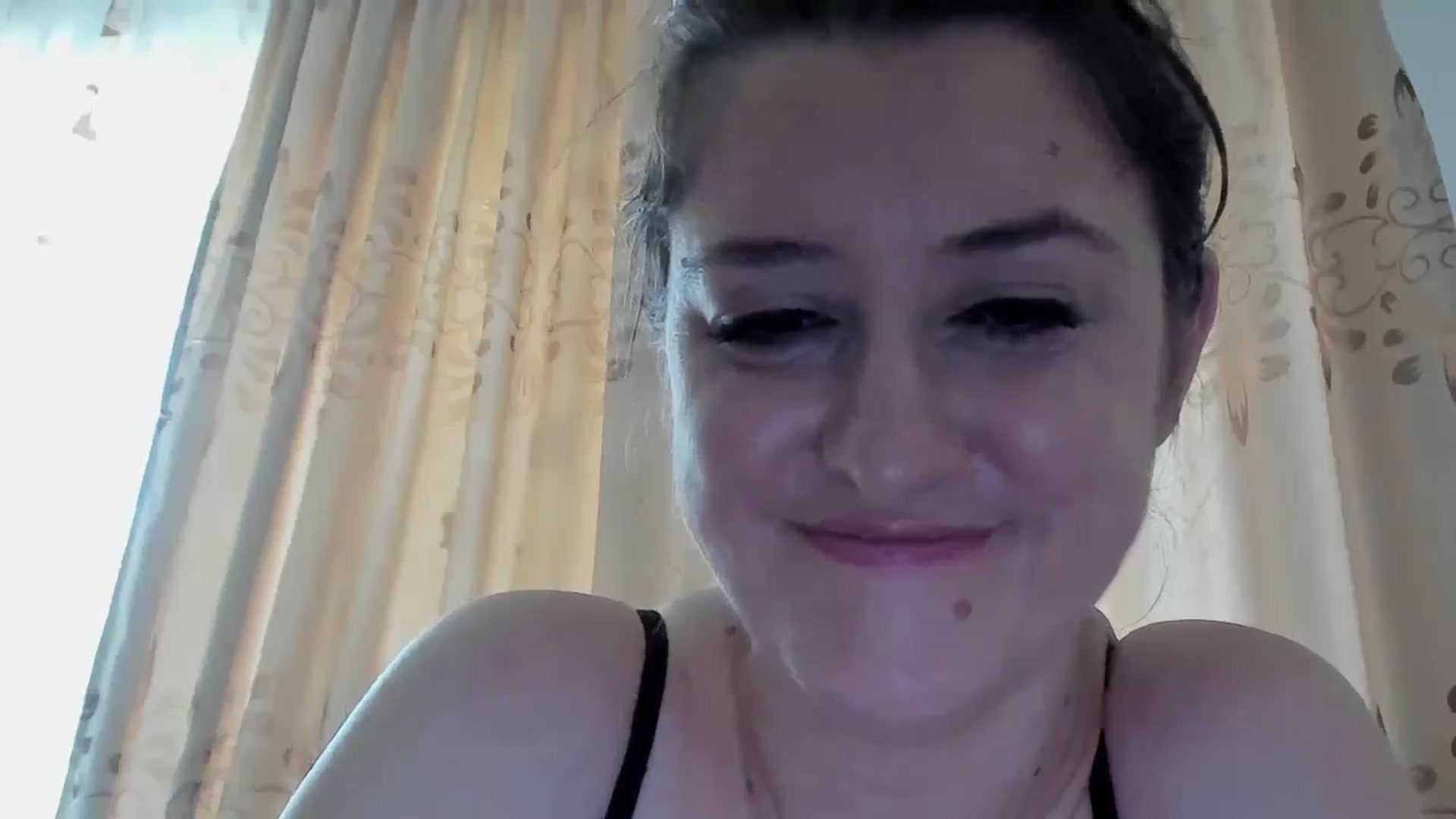 Gallery image thumbnail from BestDream's myfreecams stream on, 08/24/2024, 11:22 image 10 of 20
