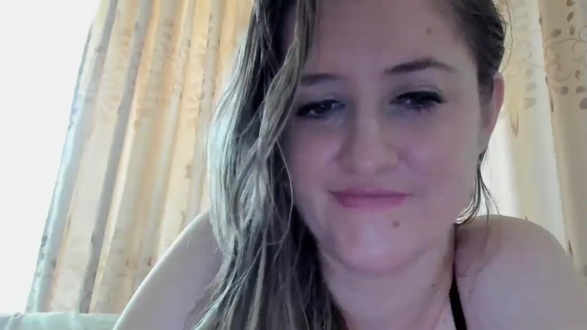 Gallery image thumbnail from BestDream's myfreecams stream on, 08/24/2024, 13:29 image 14 of 20