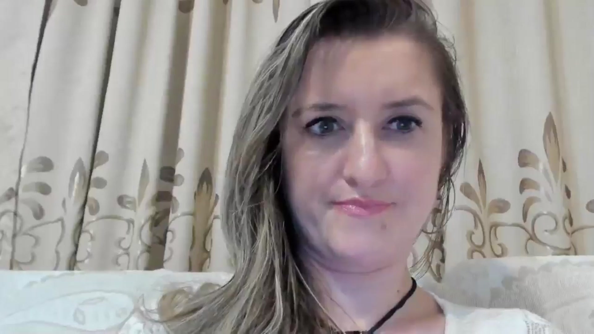 Gallery image thumbnail from BestDream's myfreecams stream on, 08/24/2024, 23:59 image 16 of 20