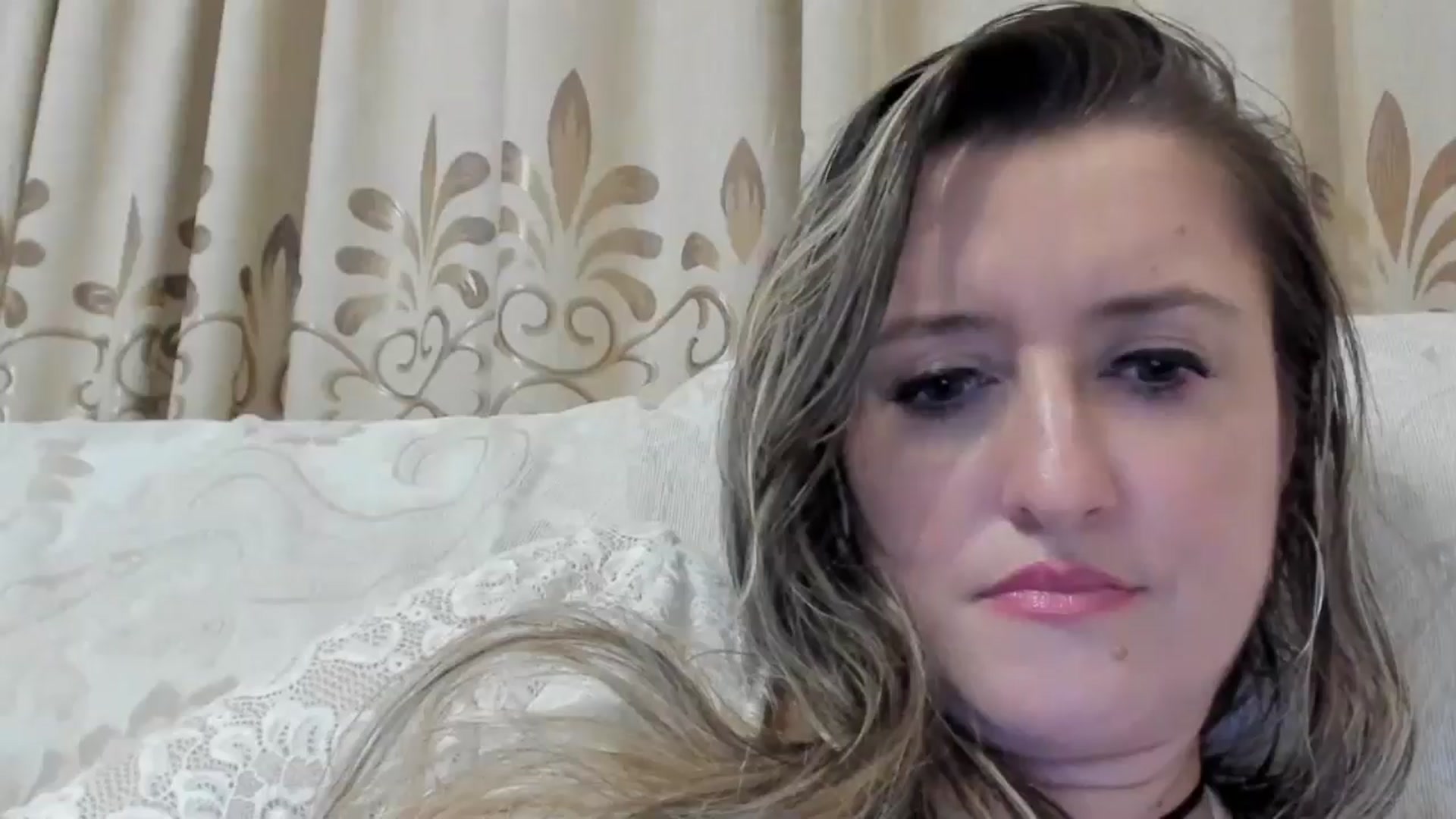 Gallery image thumbnail from BestDream's myfreecams stream on, 08/24/2024, 23:59 image 3 of 20