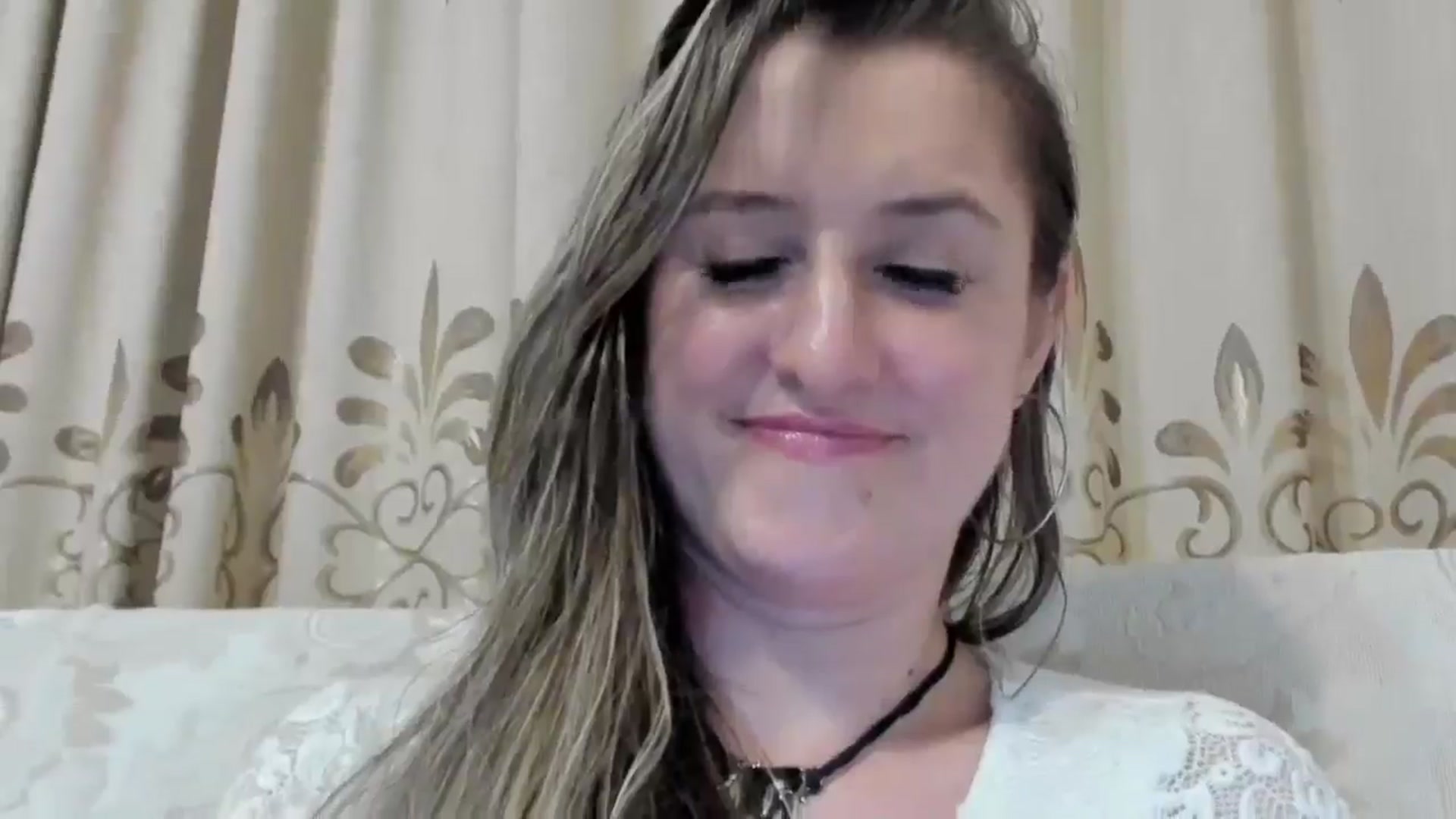 Gallery image thumbnail from BestDream's myfreecams stream on, 08/25/2024, 01:35 image 12 of 20
