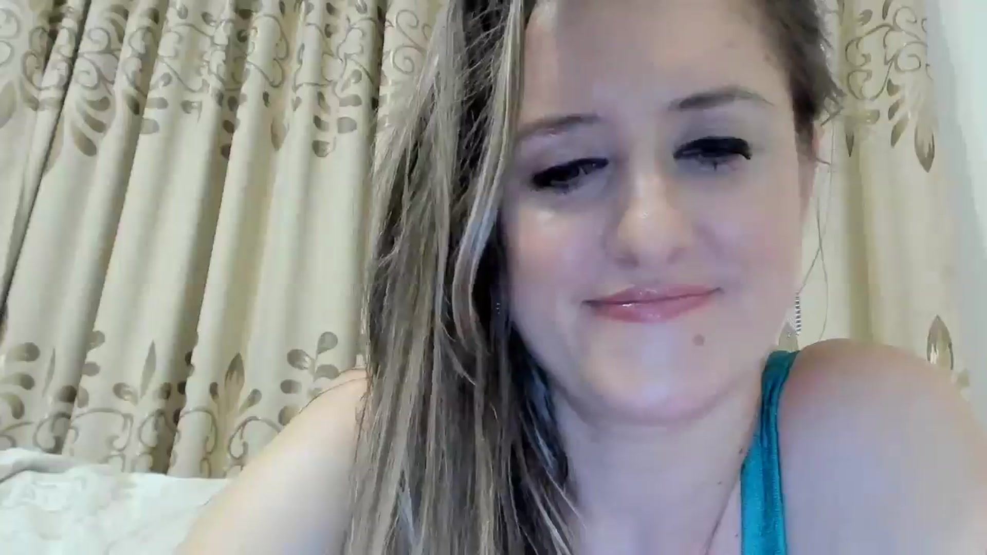 Gallery image thumbnail from BestDream's myfreecams stream on, 08/26/2024, 01:46 image 9 of 20
