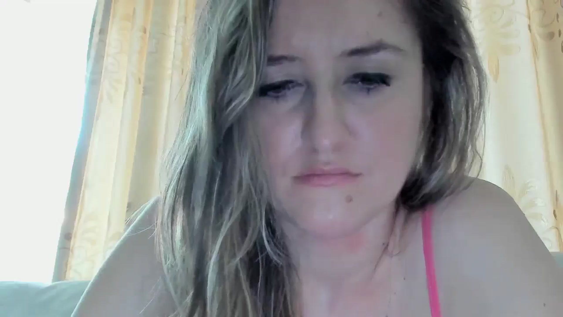 Gallery image thumbnail from BestDream's myfreecams stream on, 08/26/2024, 07:18 image 8 of 20
