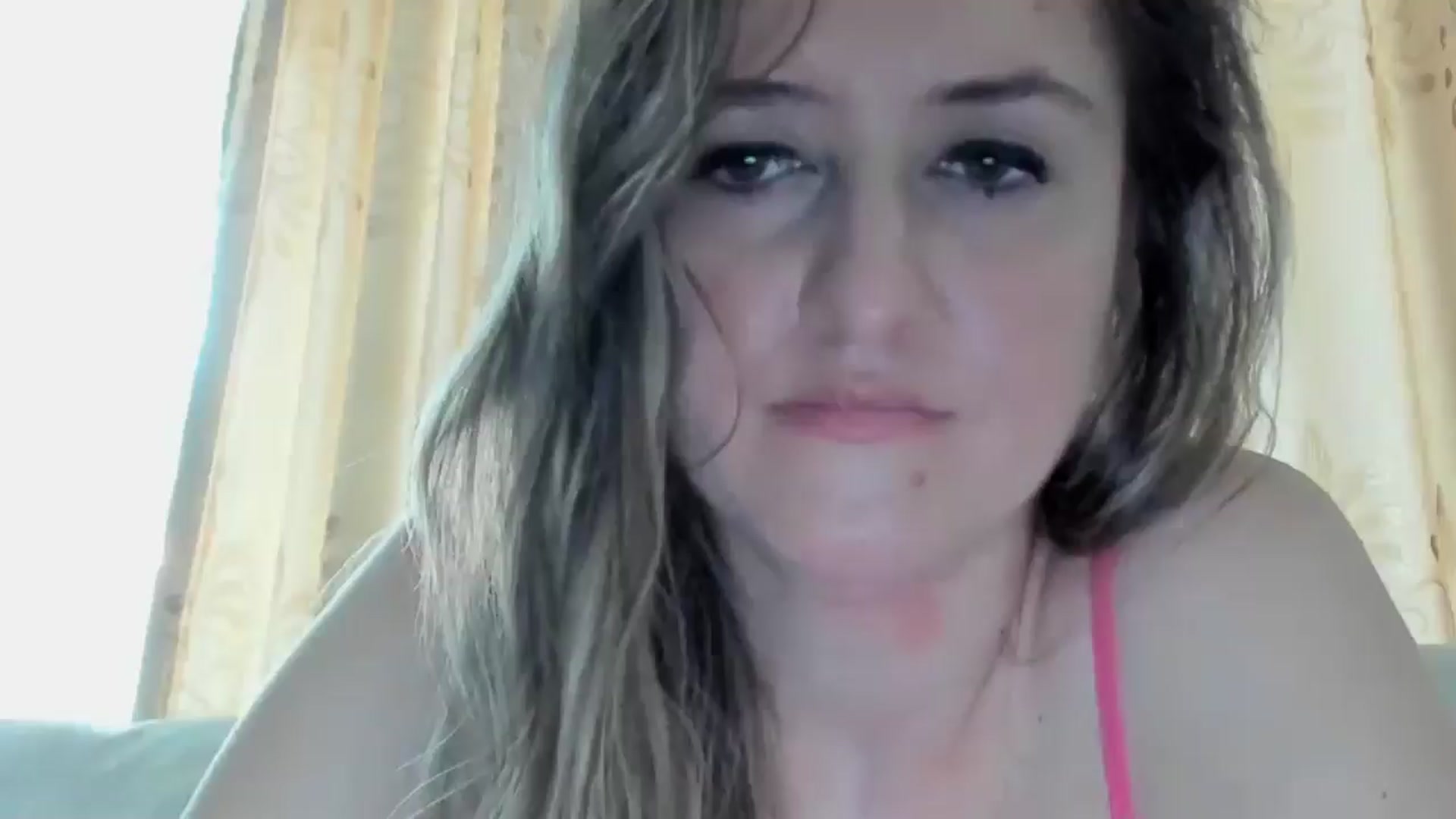 Gallery image thumbnail from BestDream's myfreecams stream on, 08/26/2024, 07:18 image 13 of 20