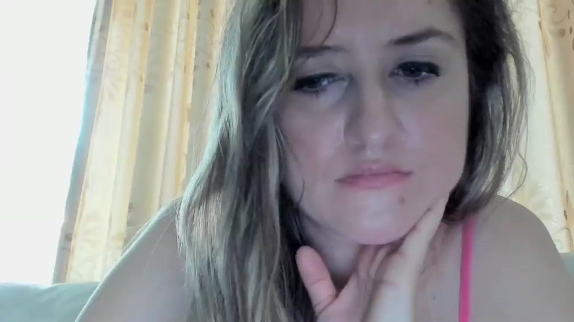 Gallery image thumbnail from BestDream's myfreecams stream on, 08/26/2024, 07:18 image 15 of 20