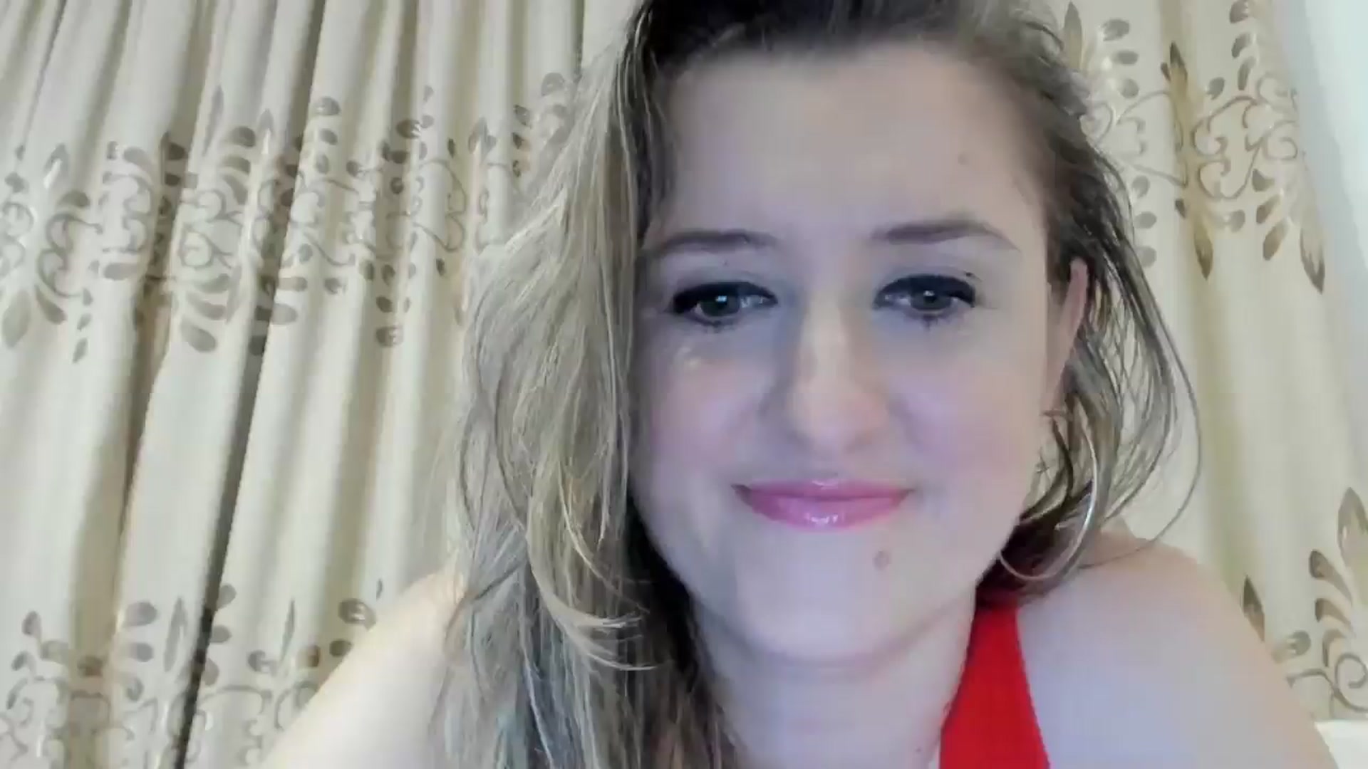Gallery image thumbnail from BestDream's myfreecams stream on, 08/26/2024, 19:26 image 17 of 20