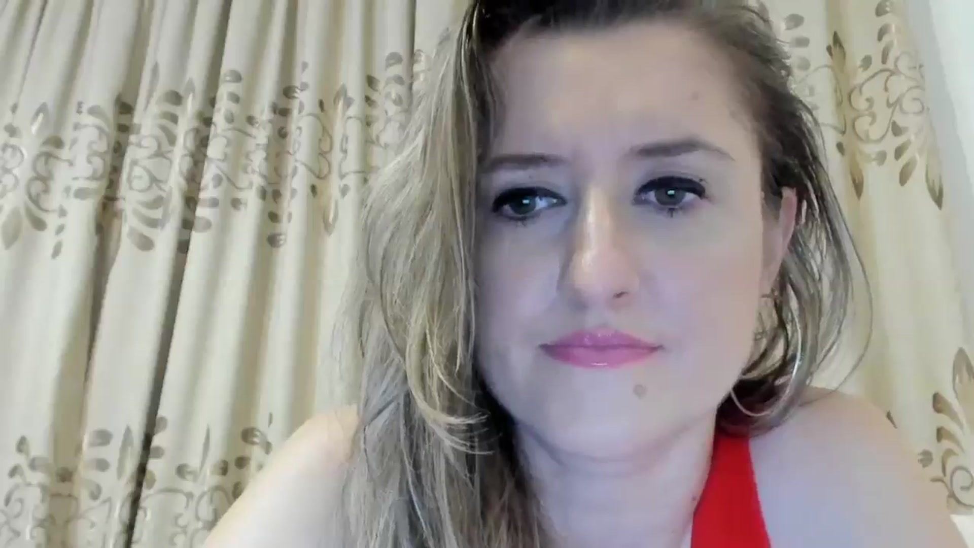 Gallery image thumbnail from BestDream's myfreecams stream on, 08/26/2024, 19:26 image 18 of 20