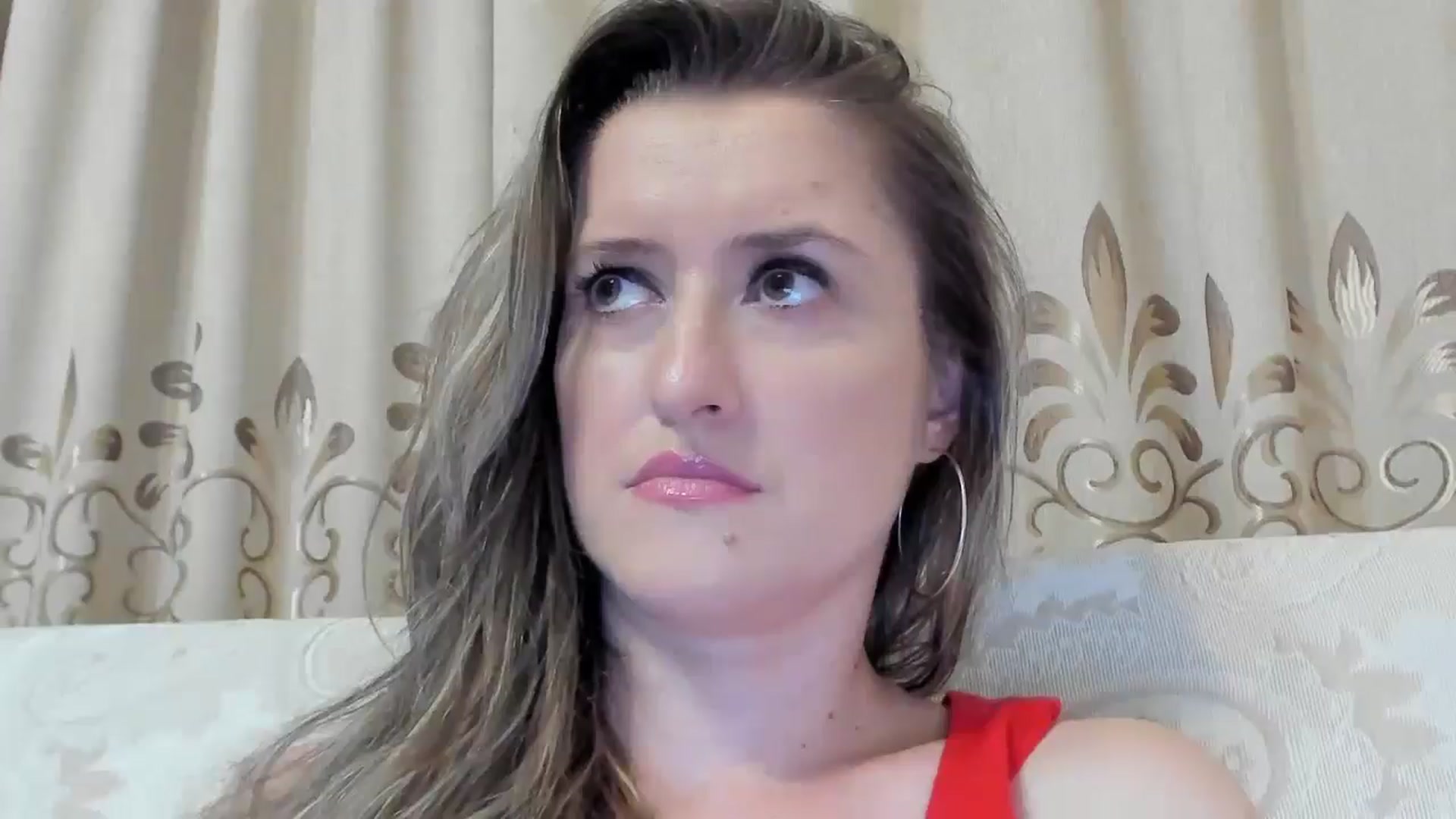 Gallery image thumbnail from BestDream's myfreecams stream on, 08/26/2024, 20:28 image 3 of 20