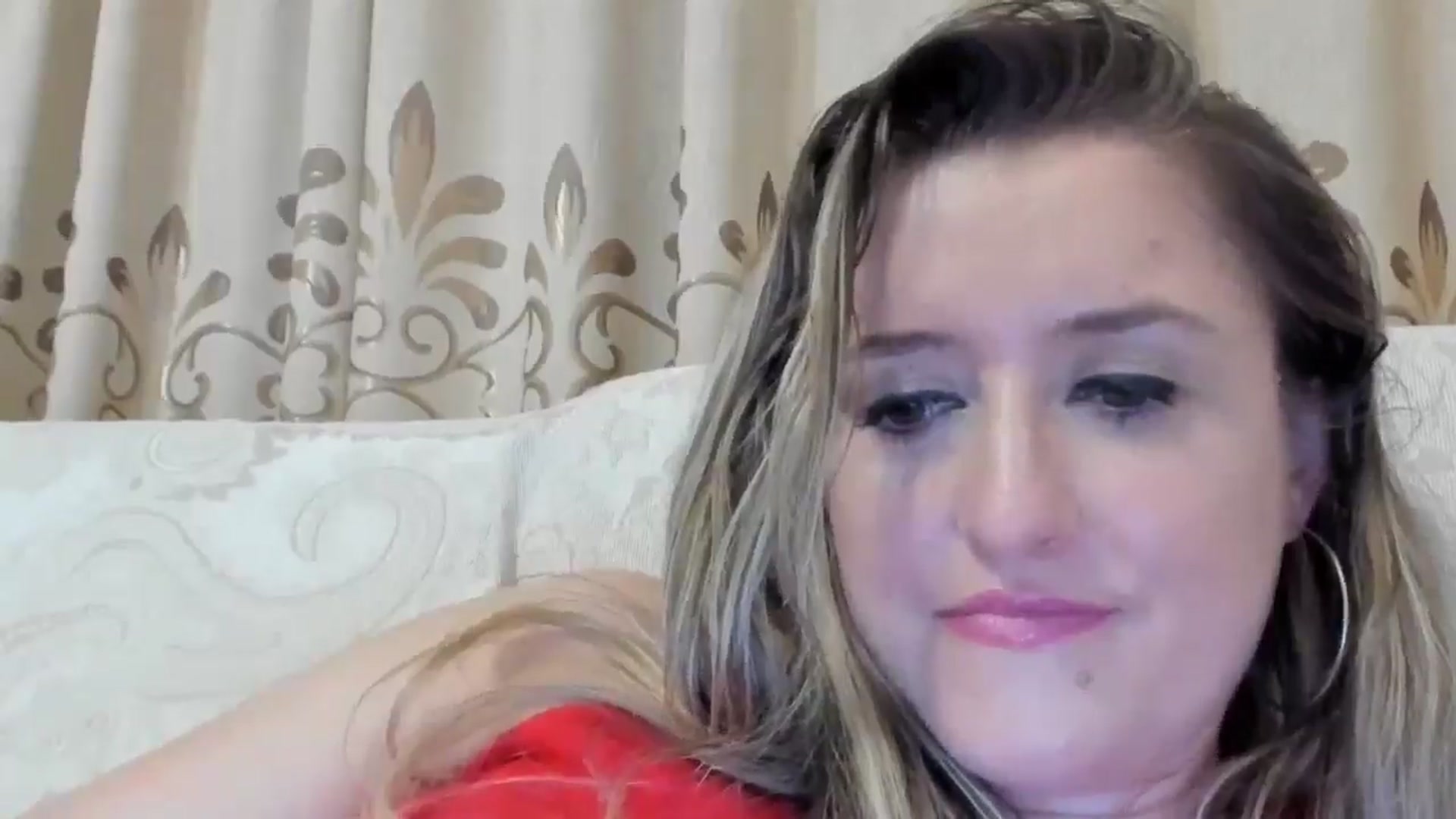 Gallery image thumbnail from BestDream's myfreecams stream on, 08/27/2024, 24:24 image 7 of 20