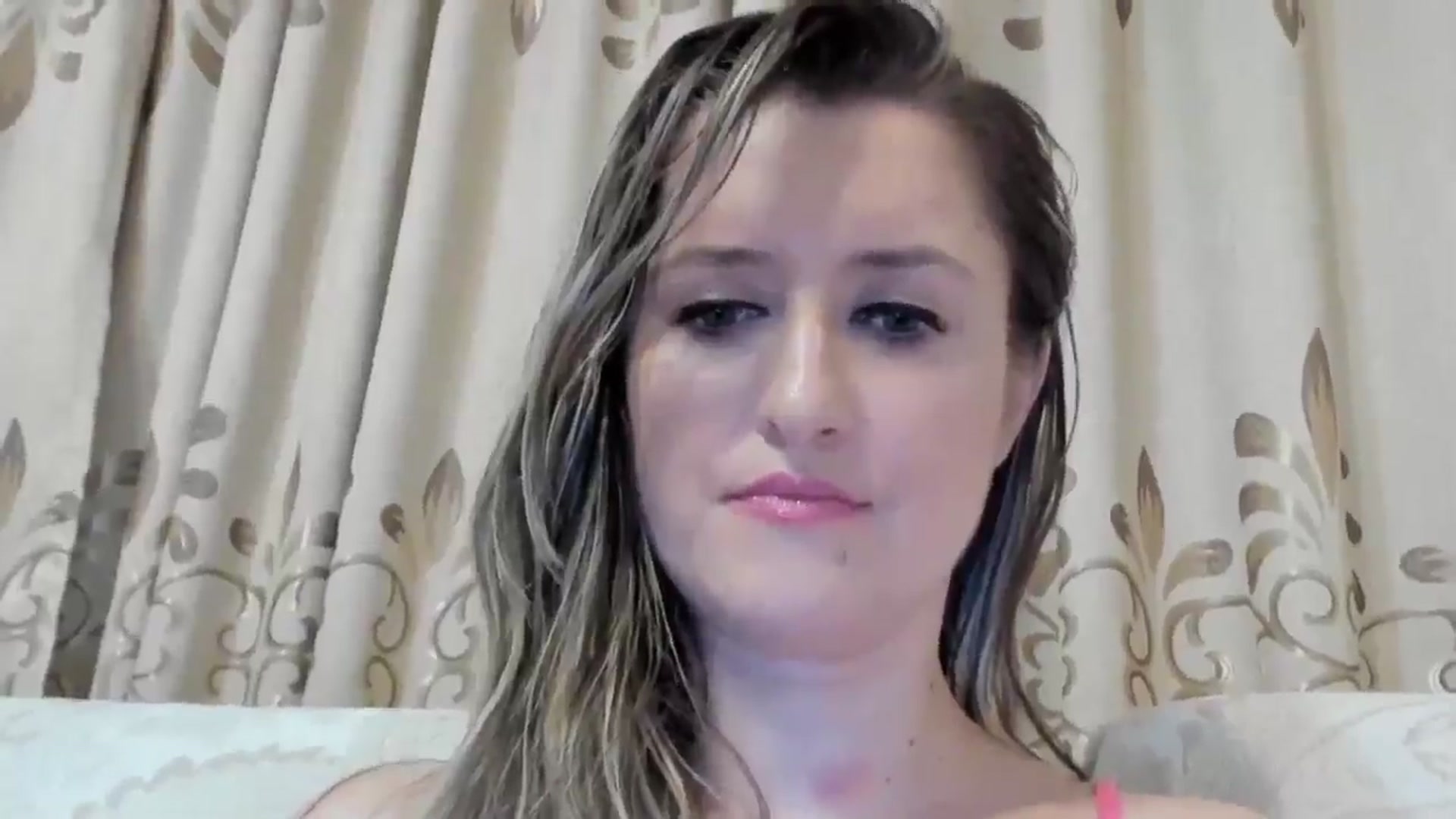 Gallery image thumbnail from BestDream's myfreecams stream on, 08/29/2024, 24:28 image 9 of 20