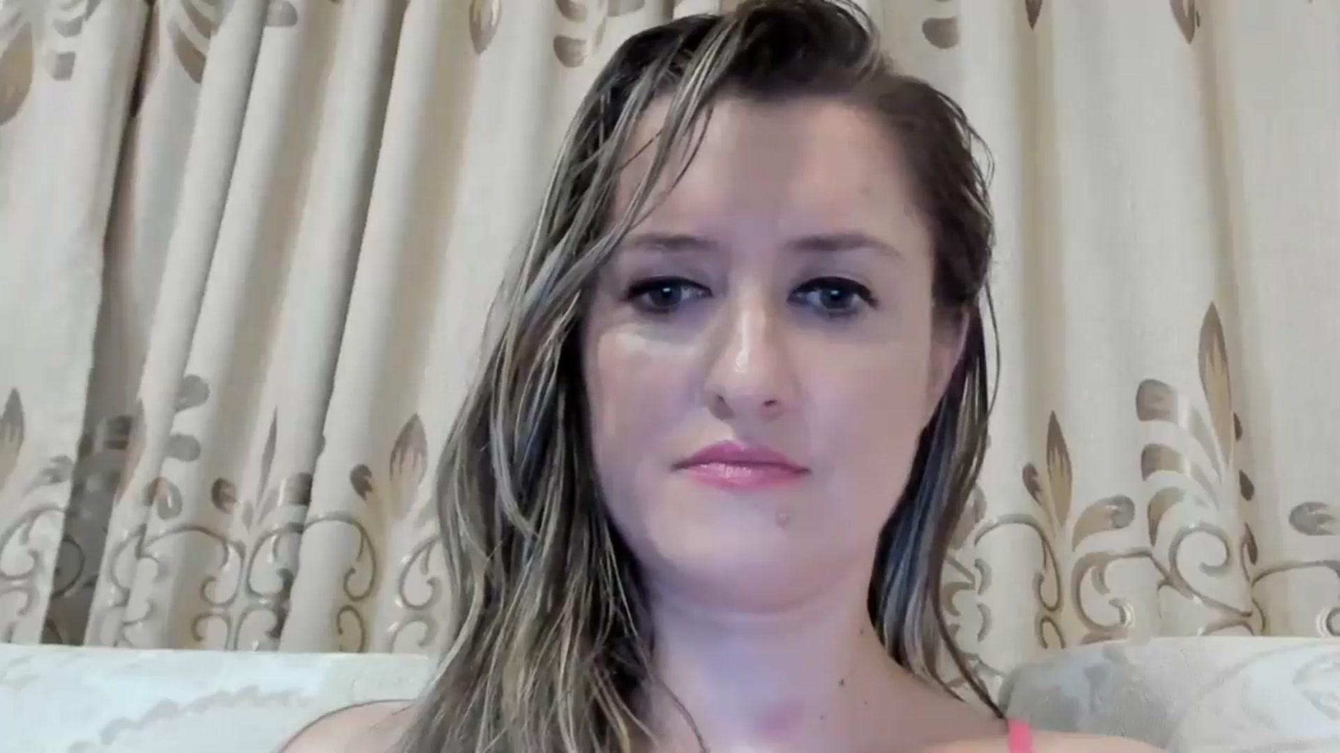 Gallery image thumbnail from BestDream's myfreecams stream on, 08/29/2024, 24:28 image 10 of 20