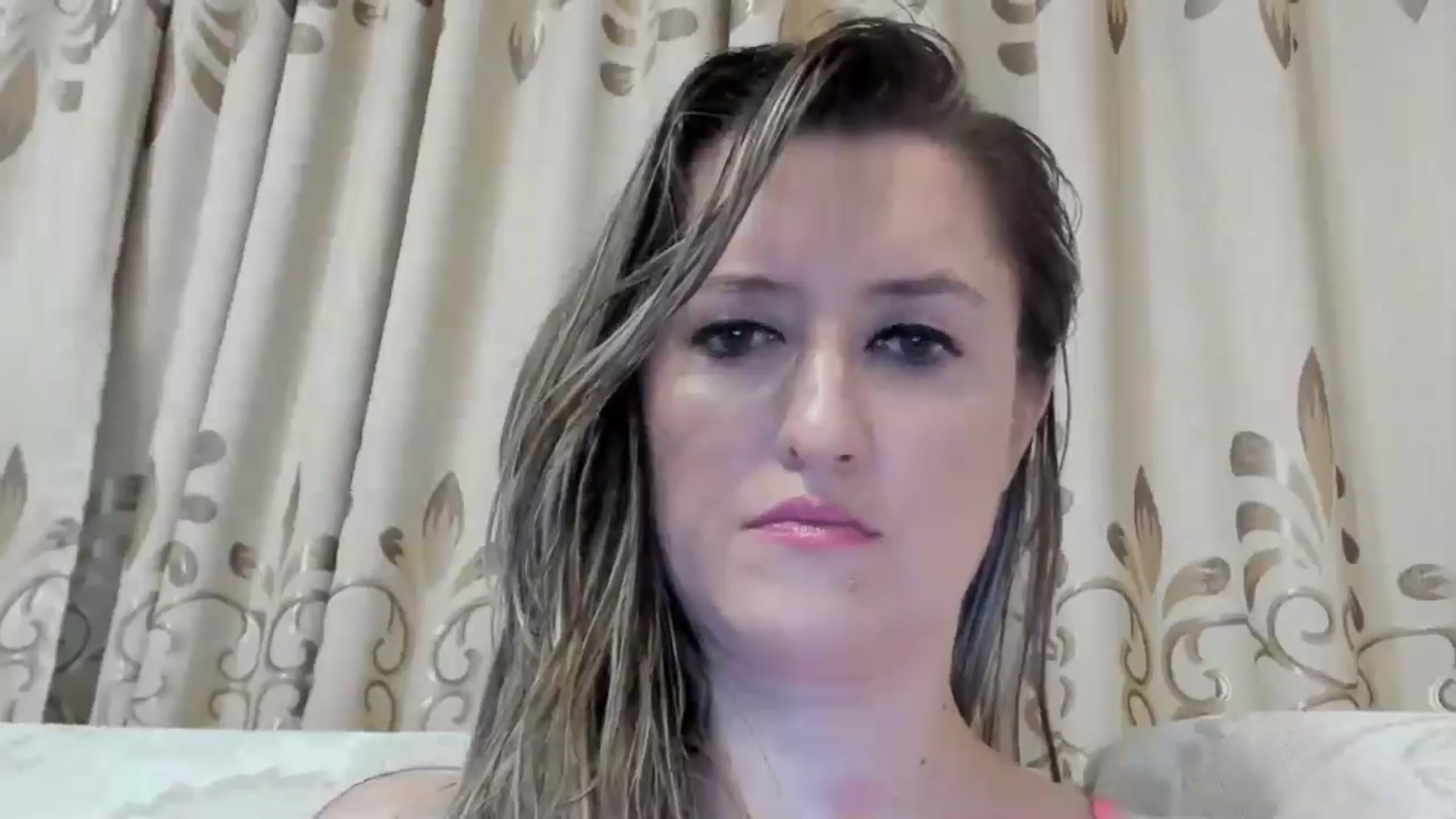Gallery image thumbnail from BestDream's myfreecams stream on, 08/29/2024, 24:28 image 6 of 20
