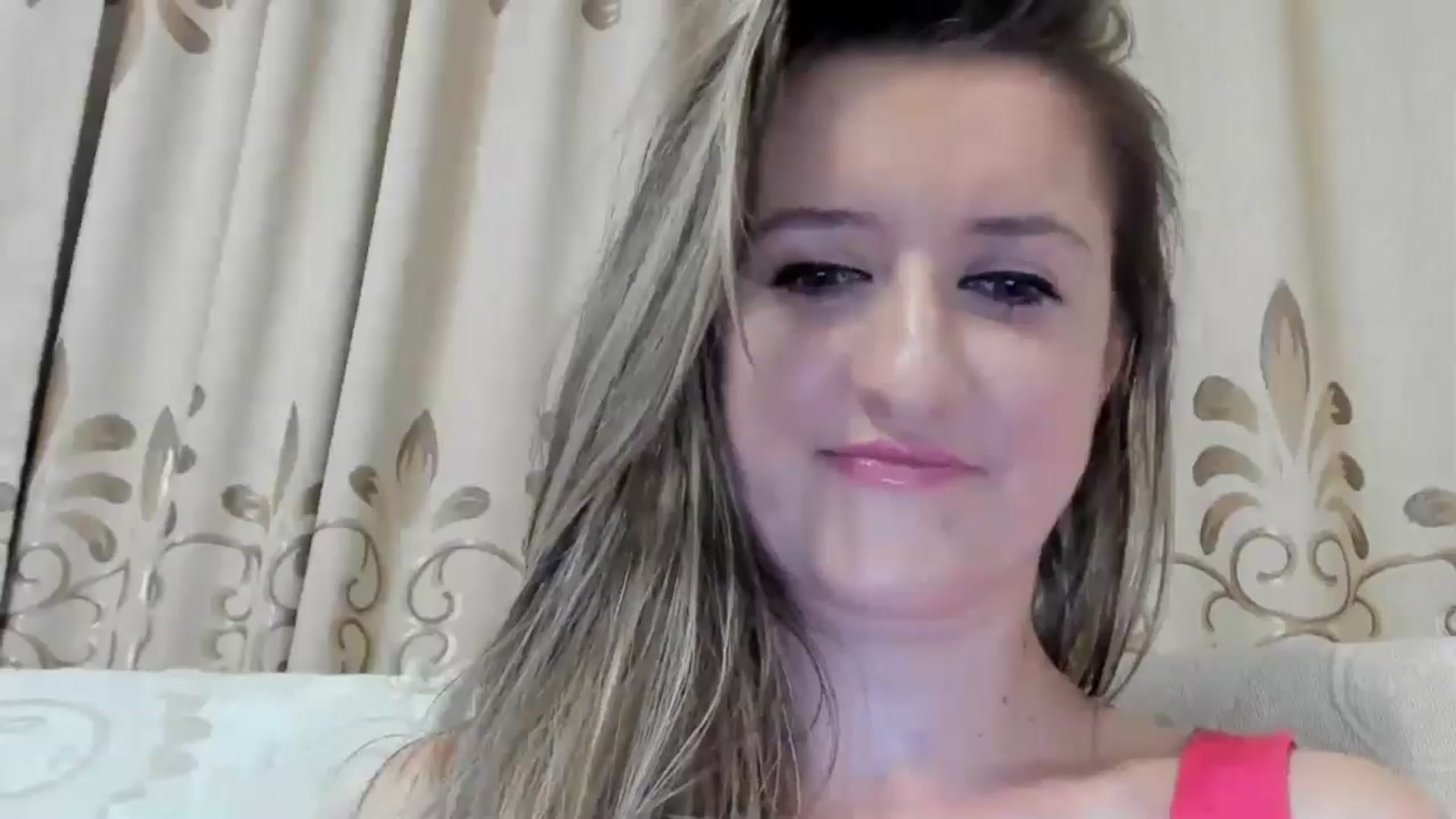 Gallery image thumbnail from BestDream's myfreecams stream on, 08/31/2024, 23:39 image 15 of 20