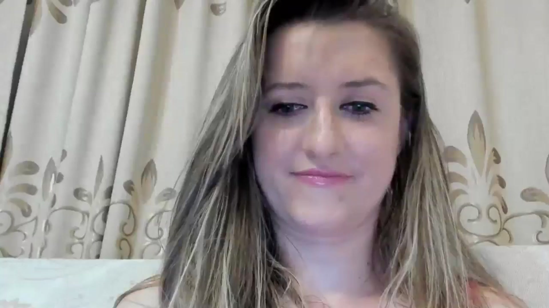 Gallery image thumbnail from BestDream's myfreecams stream on, 09/01/2024, 24:44 image 8 of 20